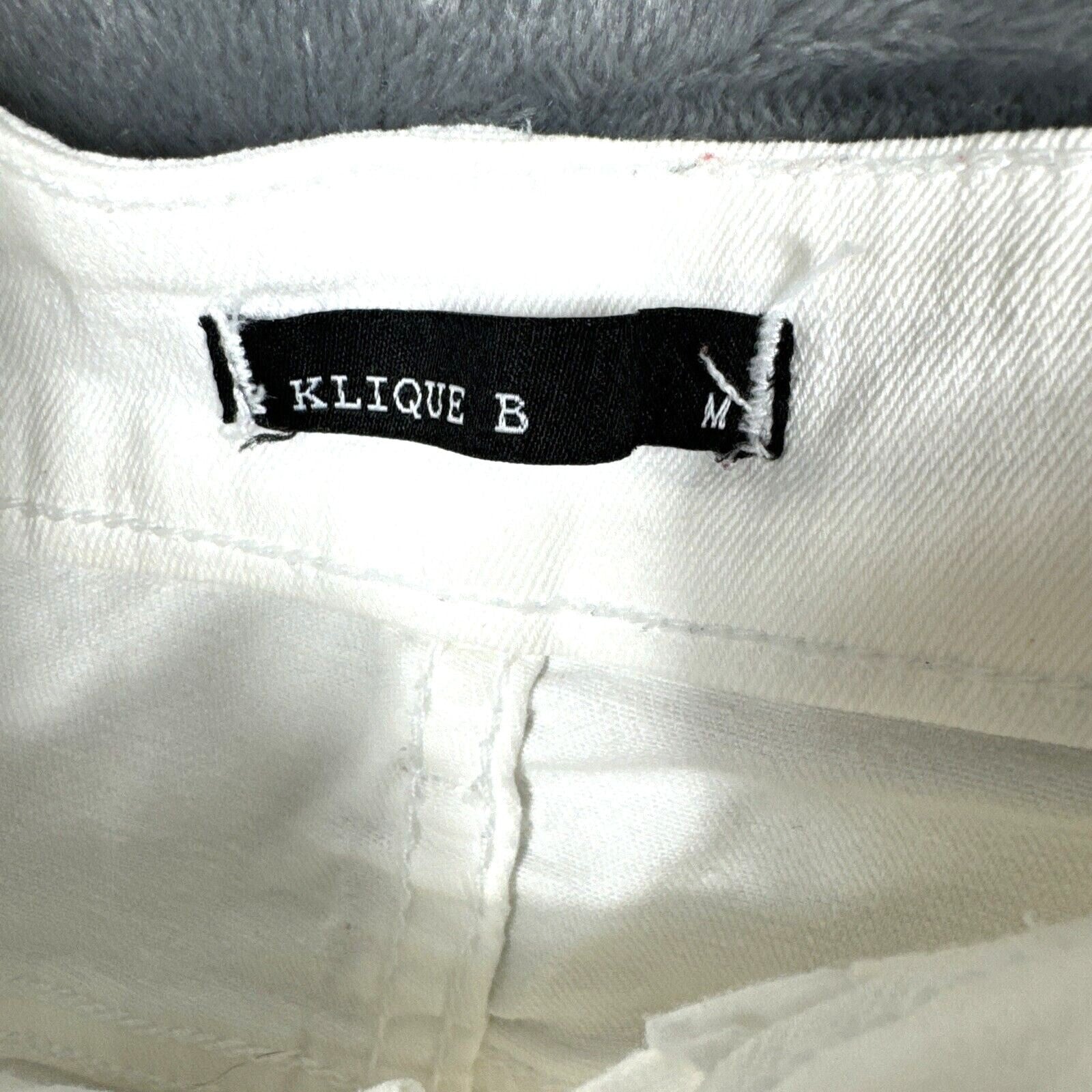 White Distressed Frayed Hem Denim Shorts Size M Klique B