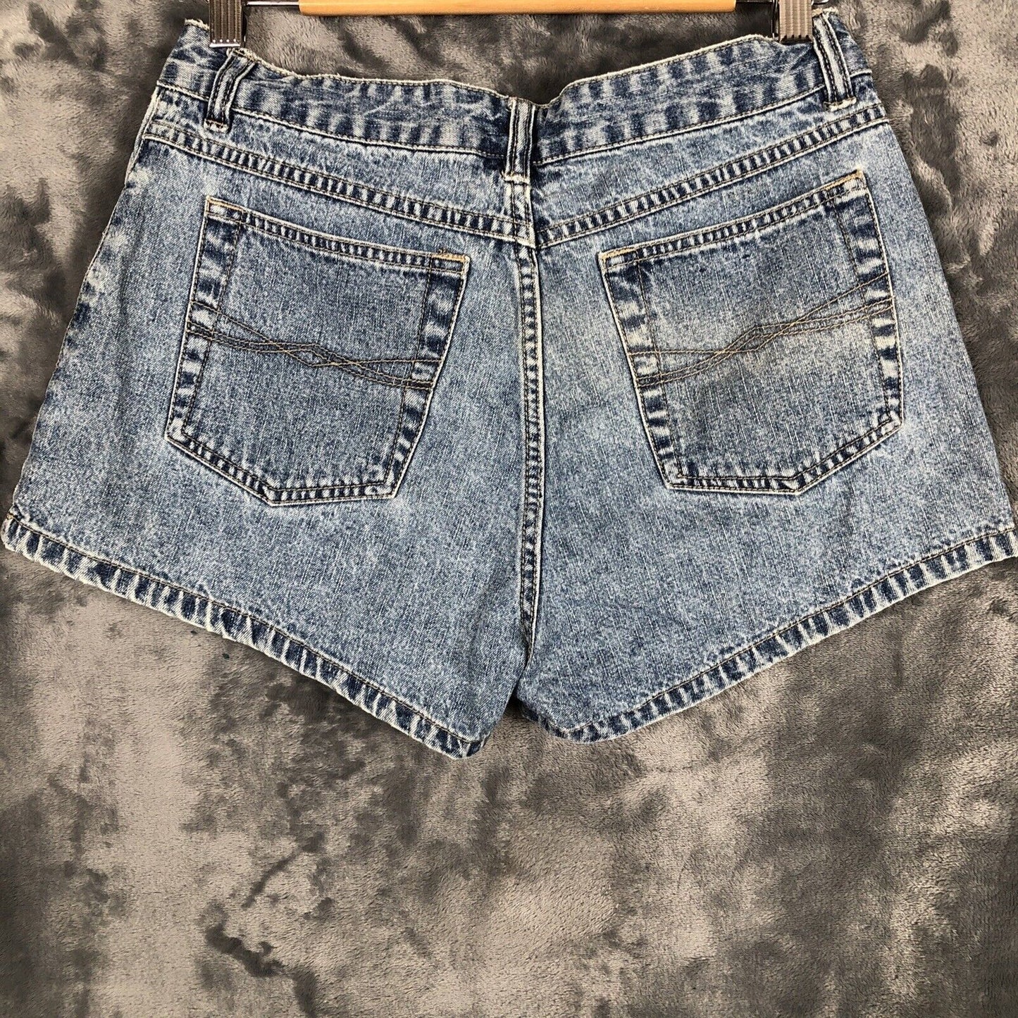 No boundaries Womens Shorts Size 9, Sparkling Details