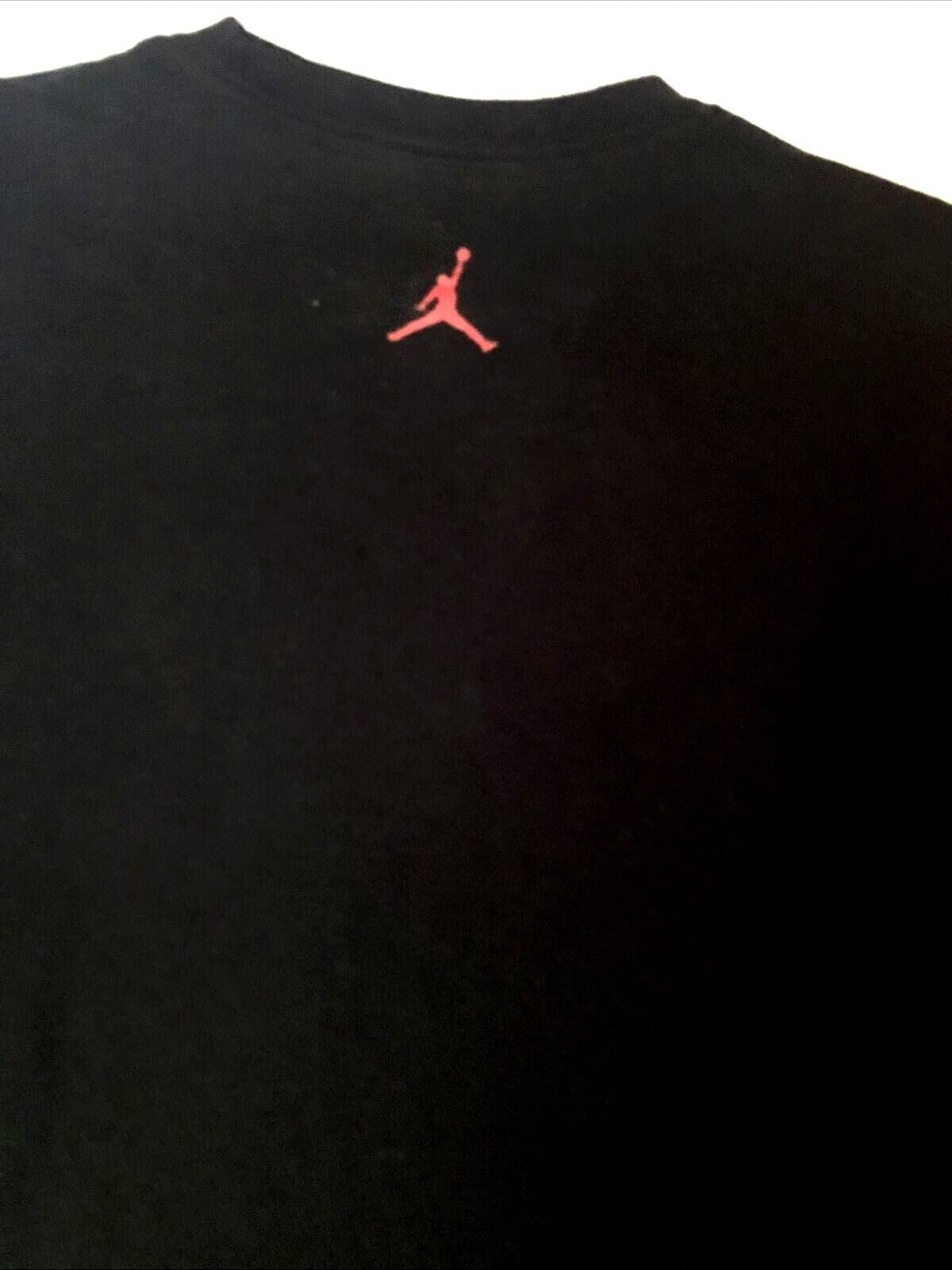Michael Jordan Brooklyn Men's T-Shirt Unisex Large Black Graphic Tee