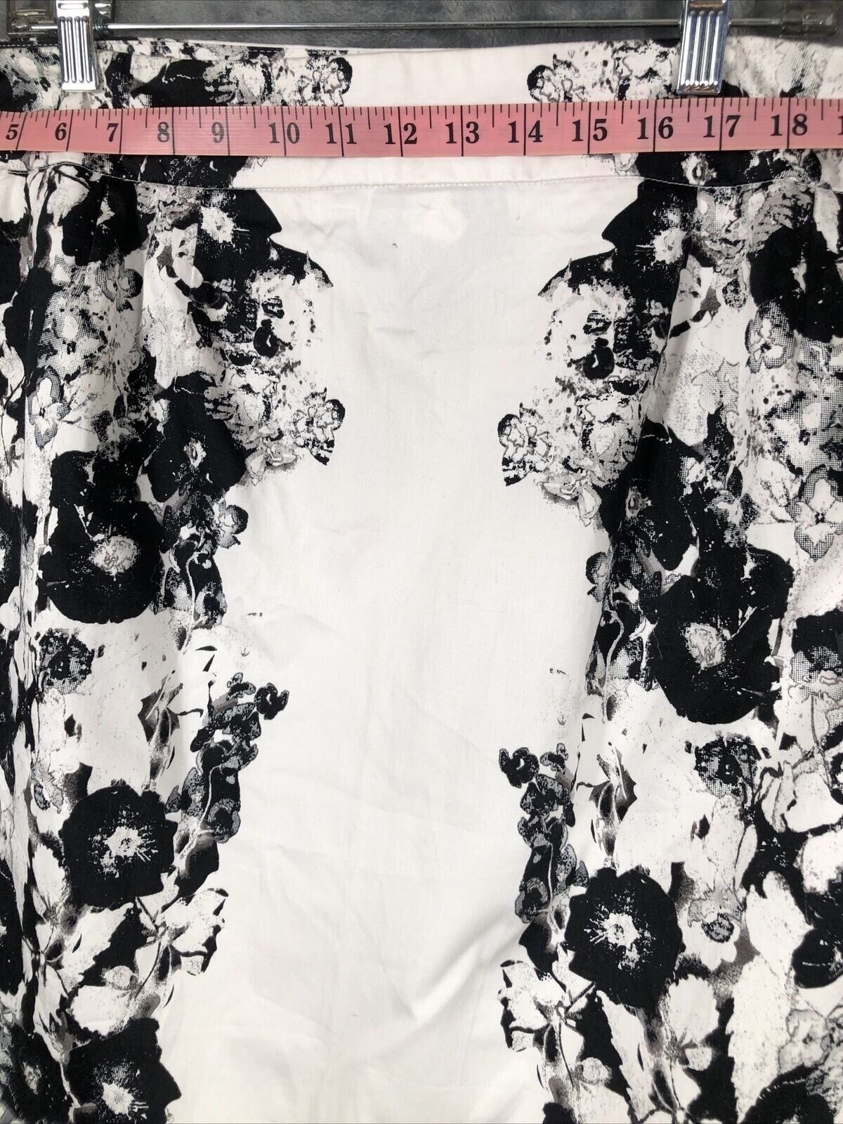 Lane Bryant Womens Floral Pencil Skirt Size 24 Black & White Cotton Blend