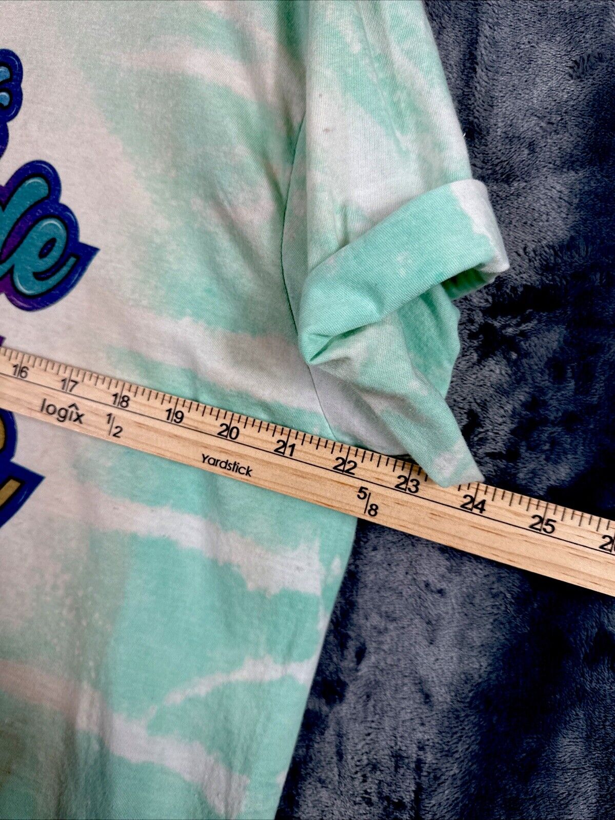 Women’s T-shirt extra large think outside the box sharp