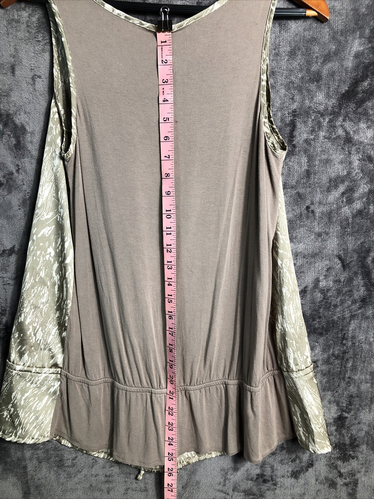 Liz Lange Women’s  Shirt Maternity Top Pleaded Draw String Sleeveless Size M
