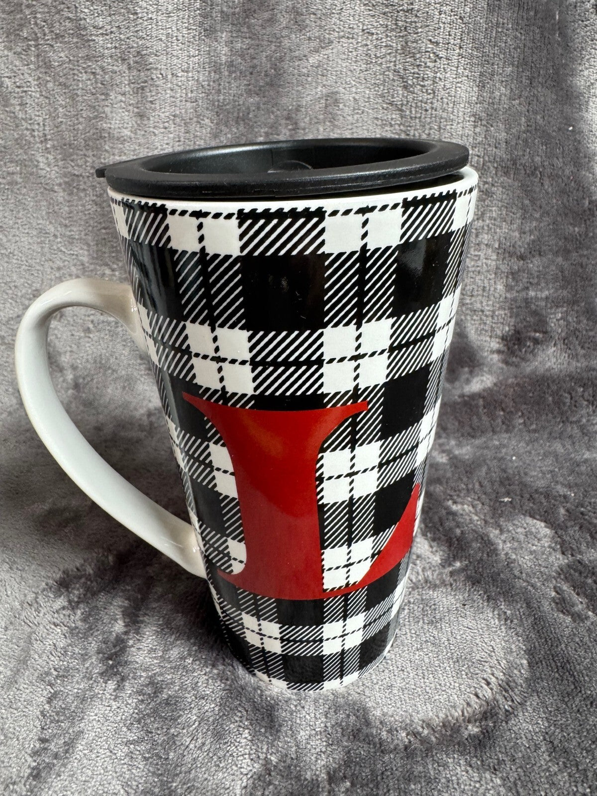 Plaid Latte Mug With Lid By Joyland - Dishwasher & Microwave Safe - 16 Oz Capaci