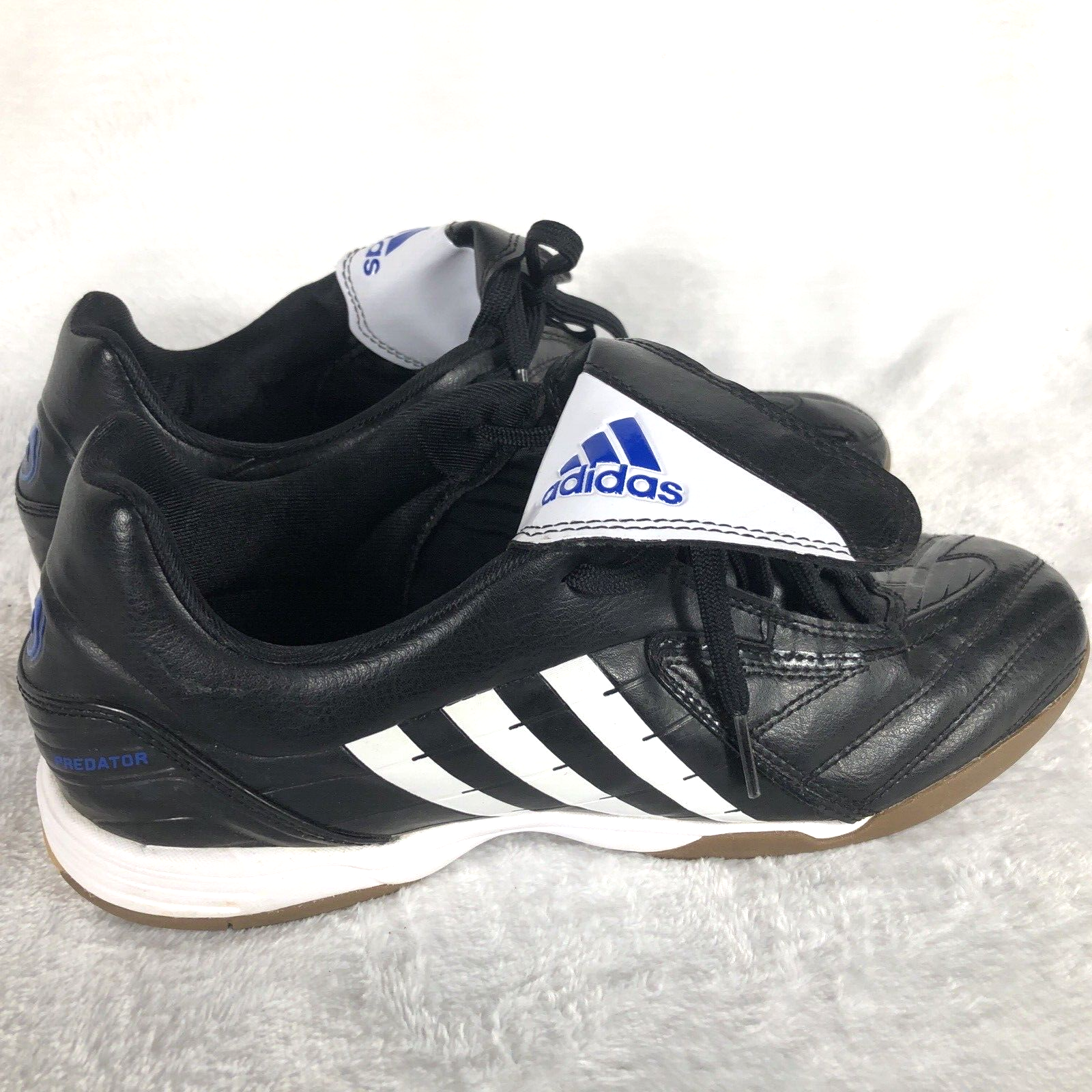 ADIDAS Men’s Shoes Black / White ATHLETIC Indoor Soccer Shoes Adult Size 7.5