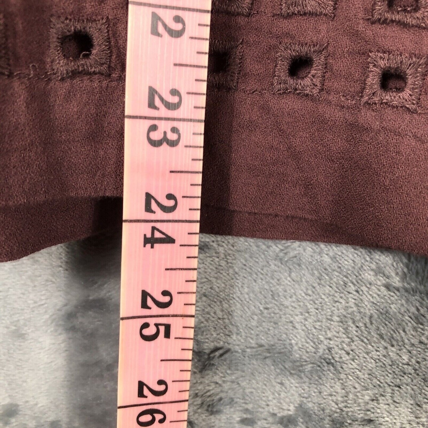 Old Navy Woman's Blouse Size Adult Medium Cut Out Square Block Details