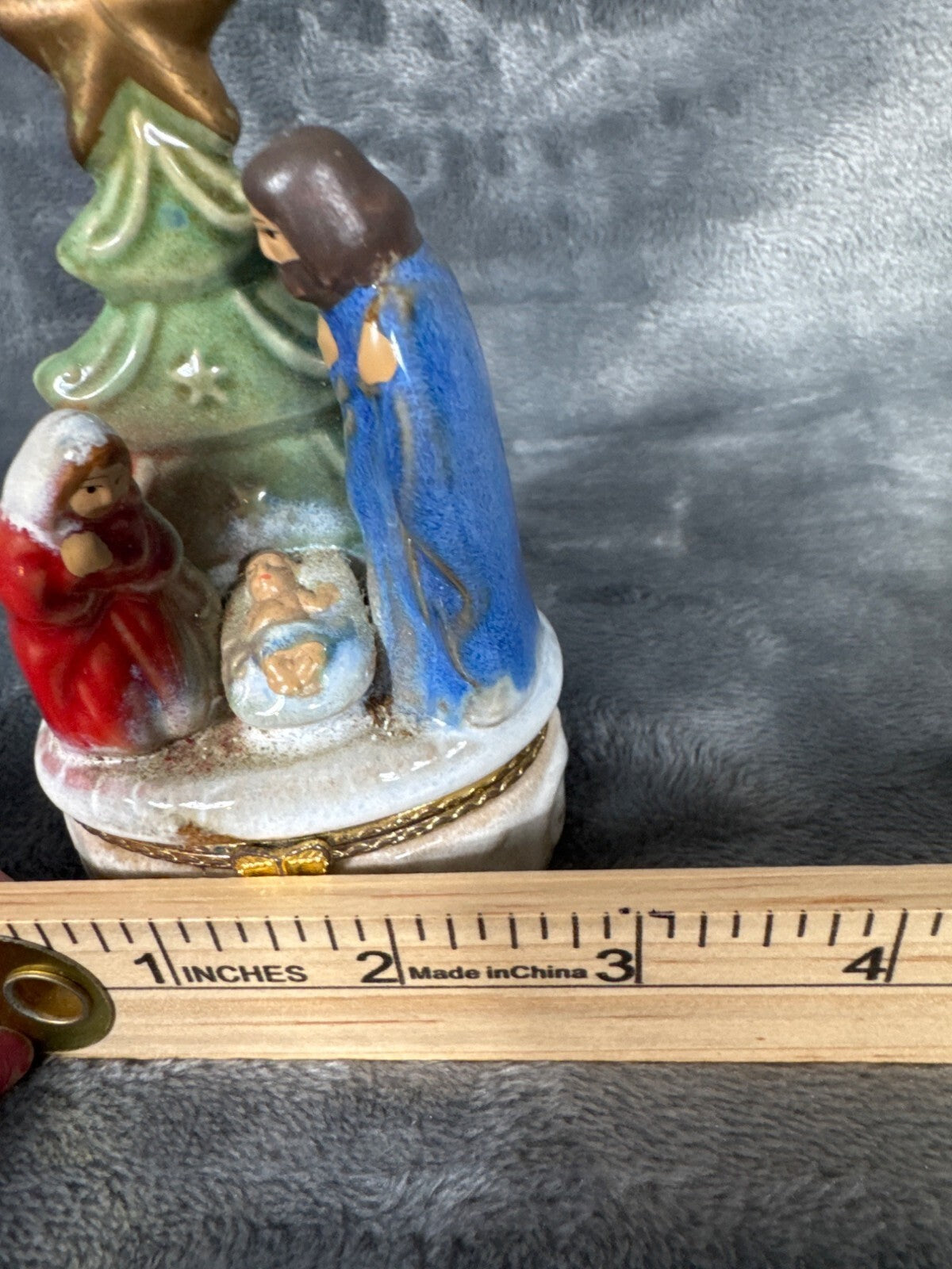 Vintage Ceramic Nativity Scene Hinged Trinket Box With Star & Tree