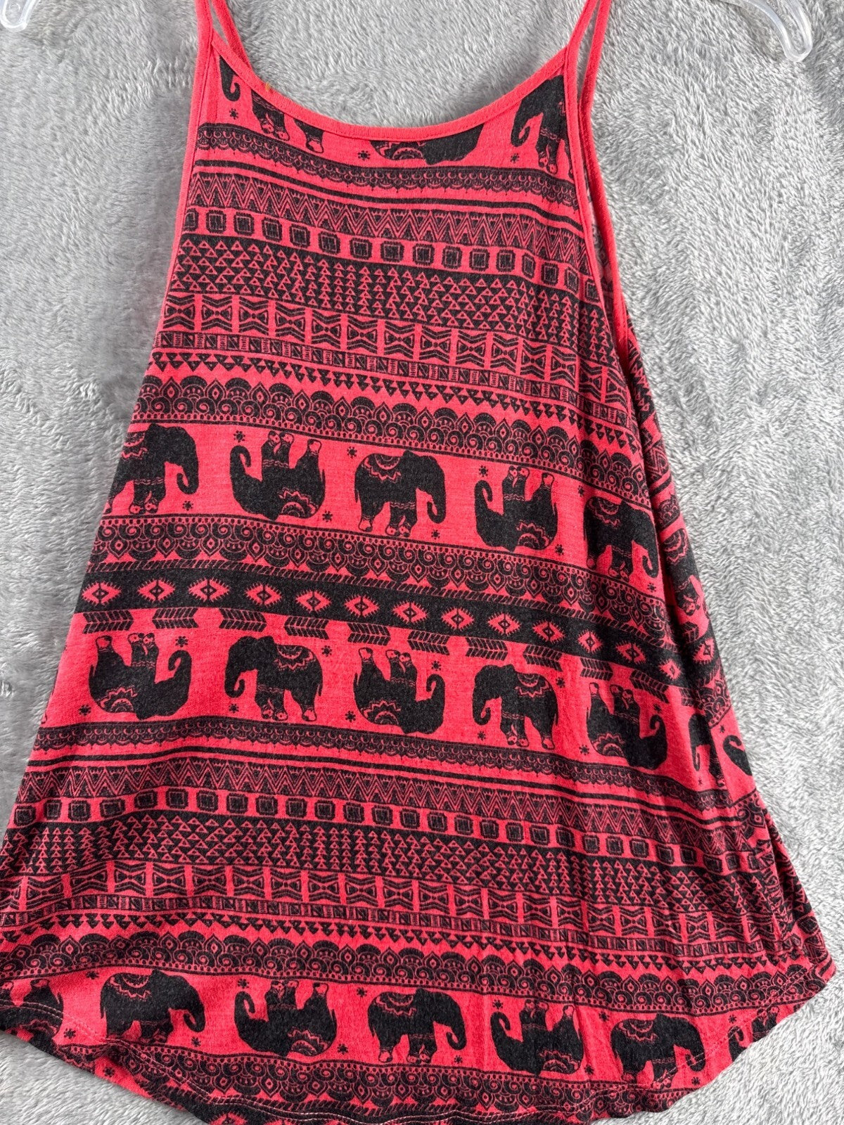 Rue 21 XS Red & Black Elephant Print Sleeveless Tank Top Lightweight 100% Rayon