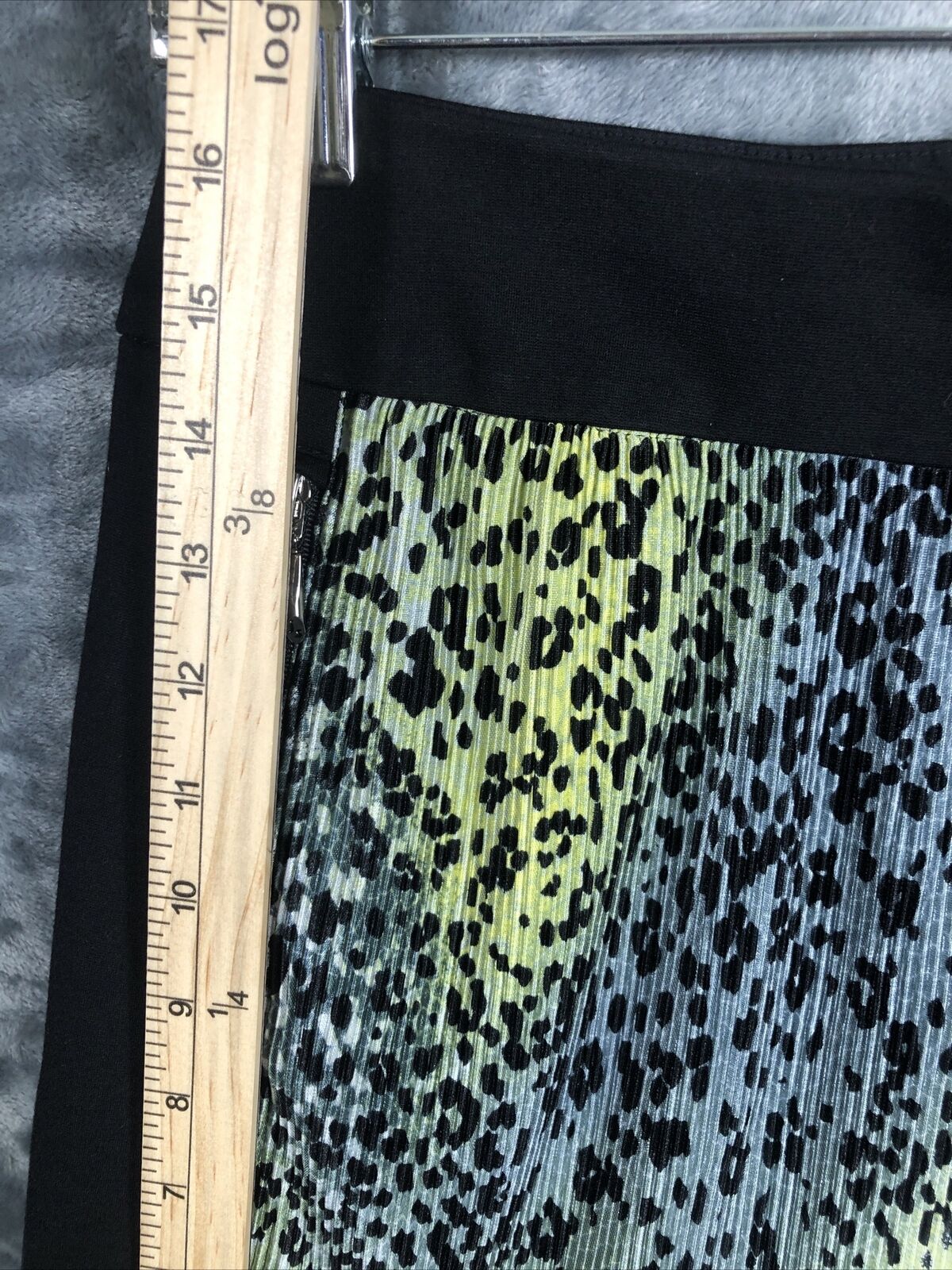 Jamie  Sadock Women’s Skort Size 4 Short Black With Animal Print 2 Zippers Front