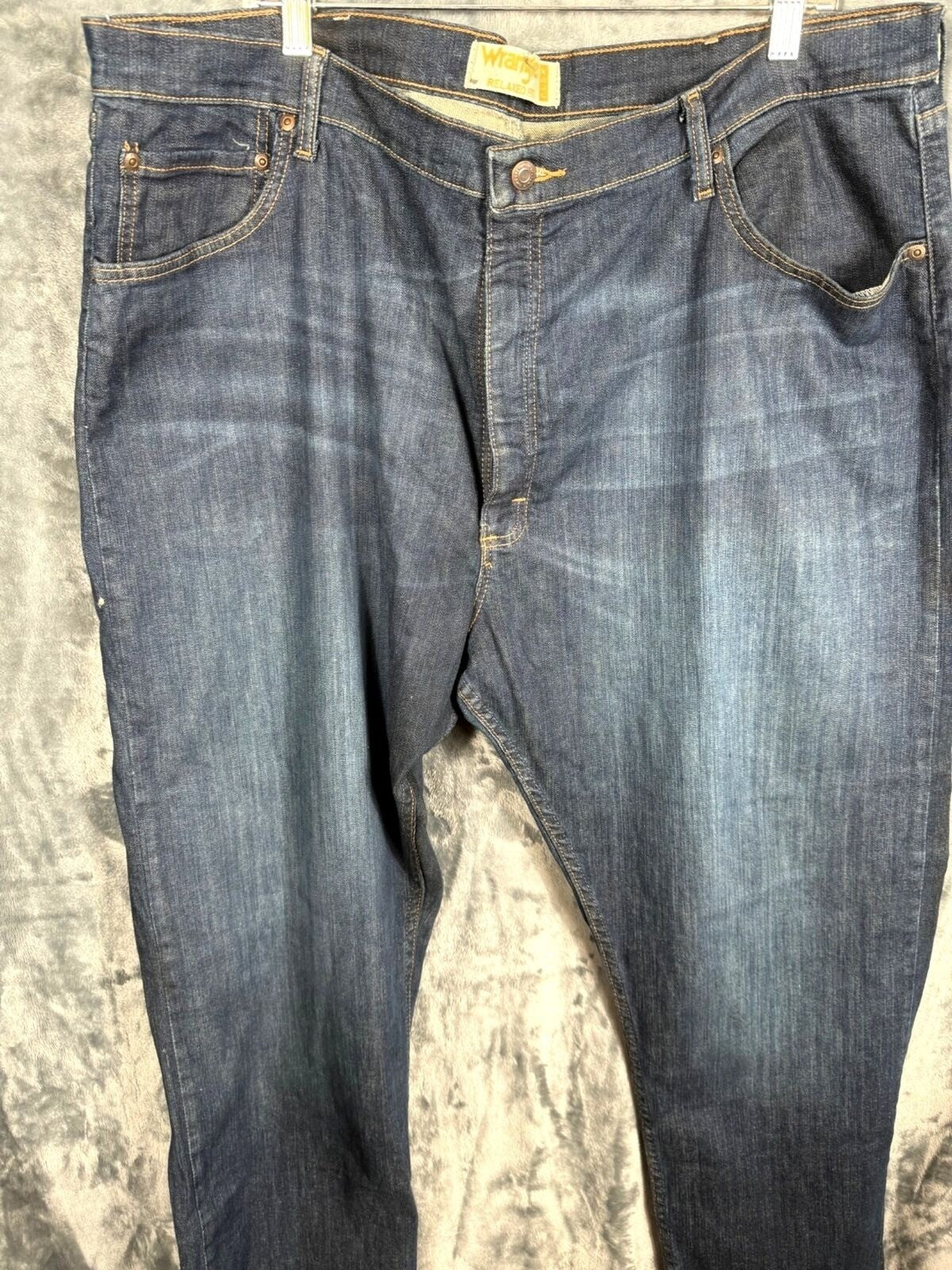 Wrangler Denim Men's Pants Relaxed Fit Jeans Adult Size Men’s 42-30