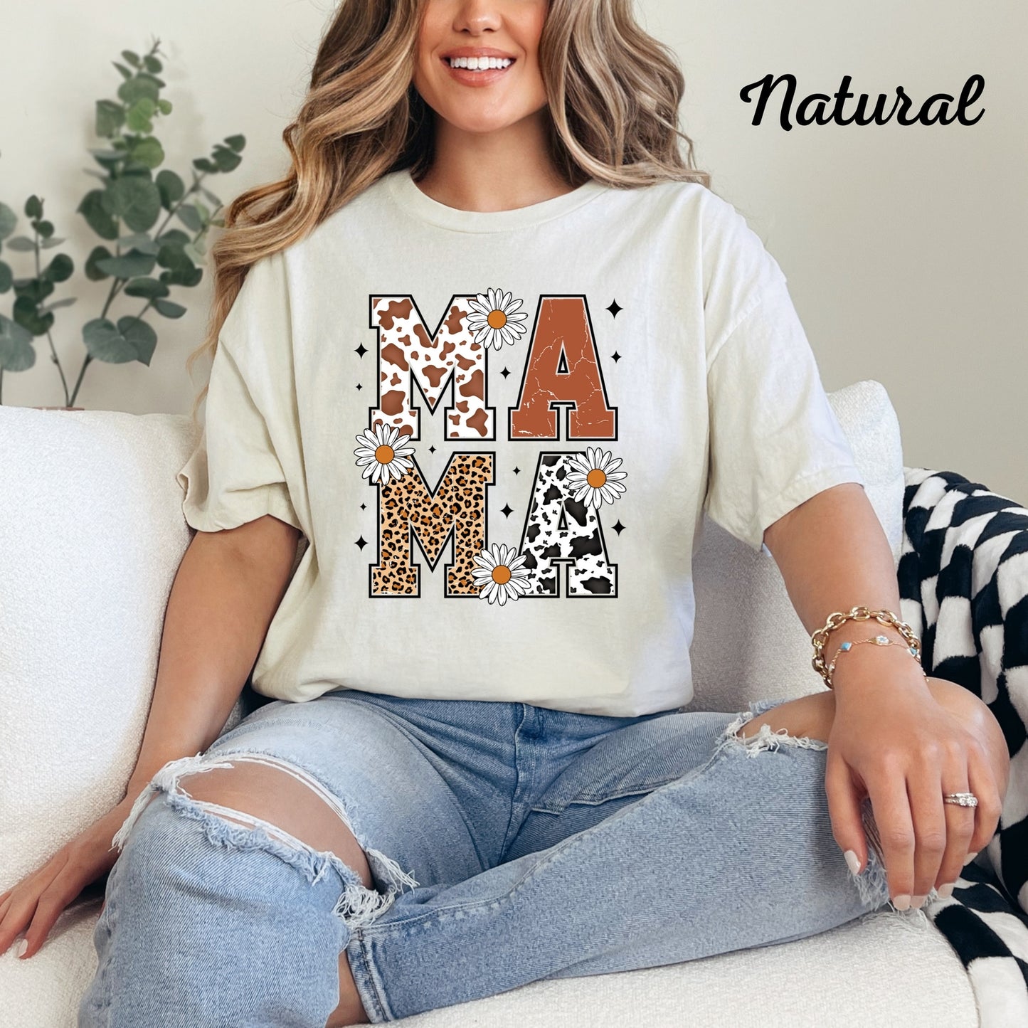 Leopard Mama Shirt Daisy Floral Mom Tee Retro Mother's Day Gift Mama T-Shirt