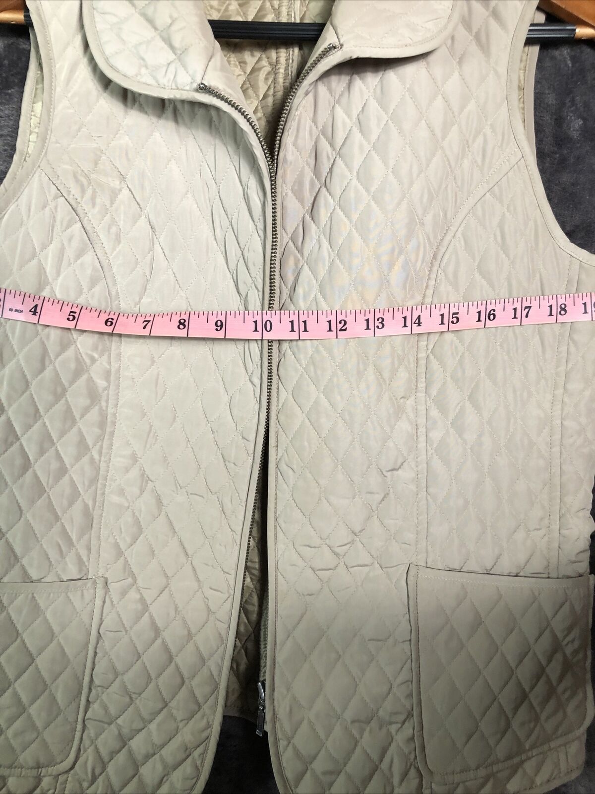 Talbots Vest Quilted Tan Two Pocket Zip Women’s Size Medium