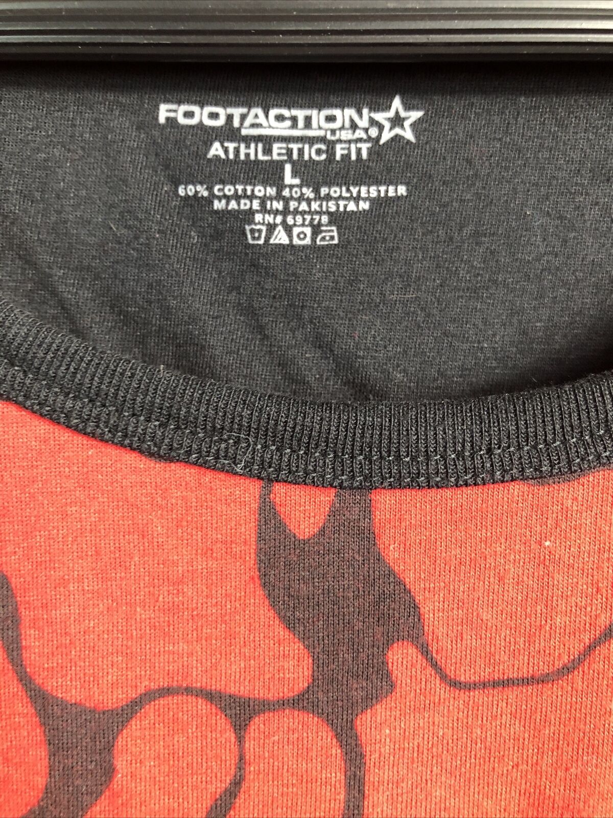 Foot Action Tank Top Red & Black Pocket Mens Size Large