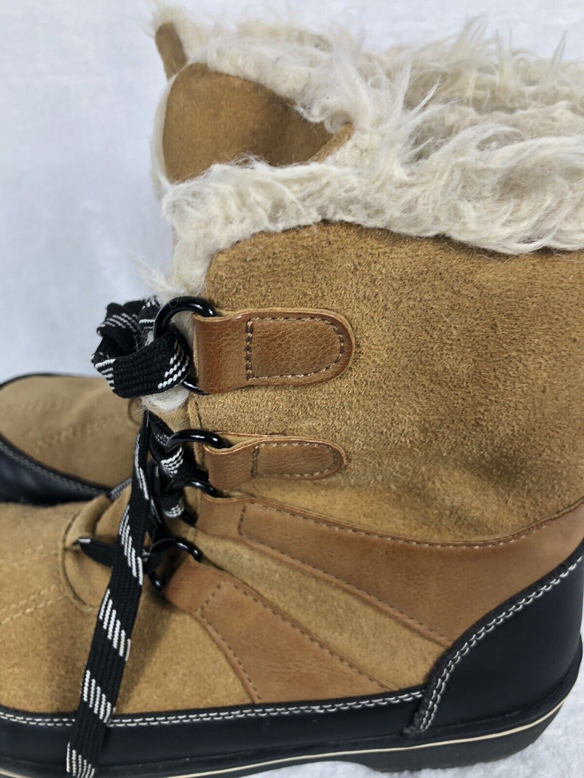 Meron Boots Woman’s High Top Leather Faux Fur-Lined Lace Up Shoe 7