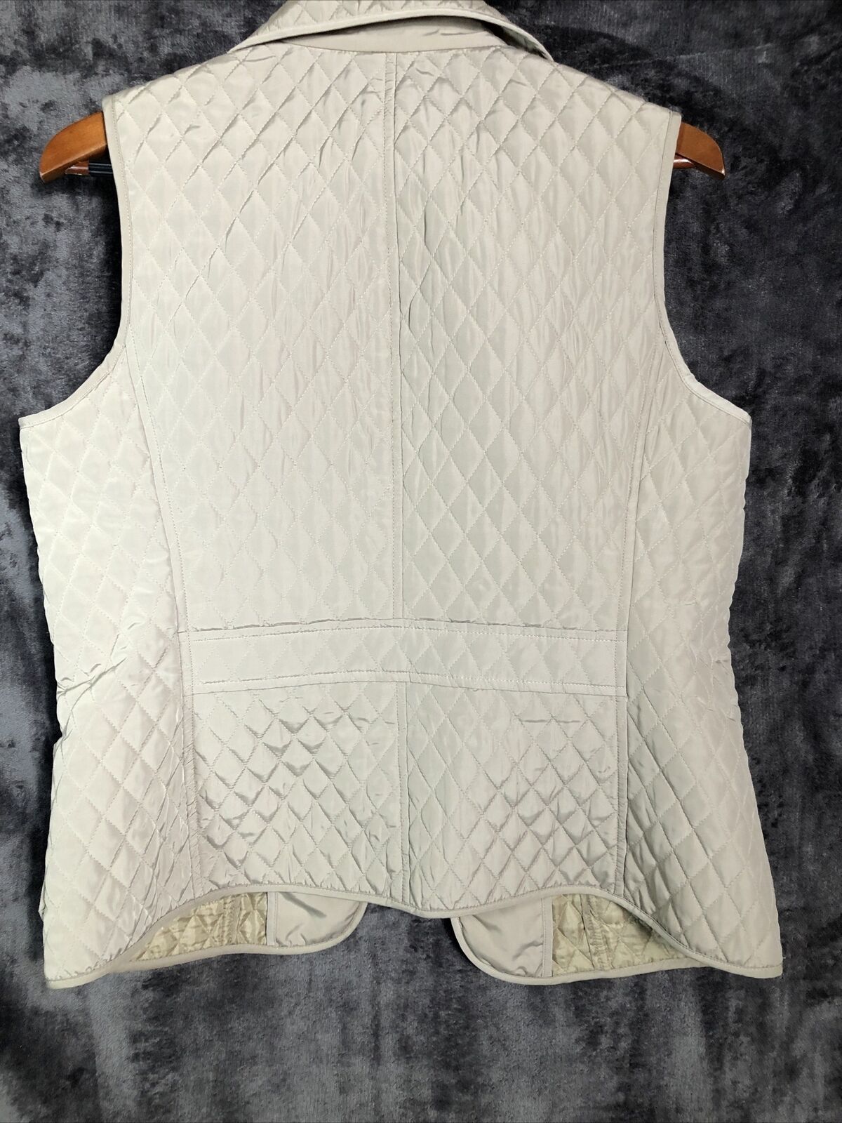 Talbots Vest Quilted Tan Two Pocket Zip Women’s Size Medium