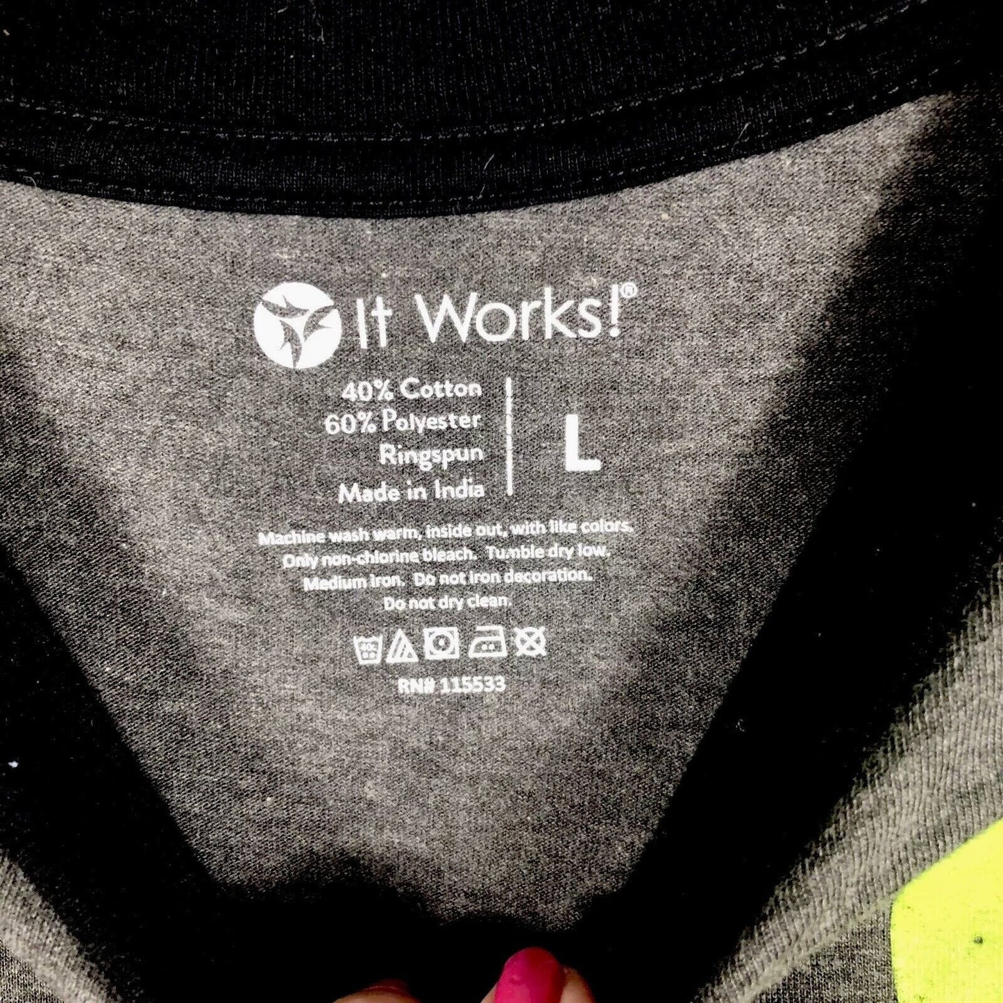 It Works Womans T Shirt L Gray & Black Ring-Spun It Works Global Graphic Shirt