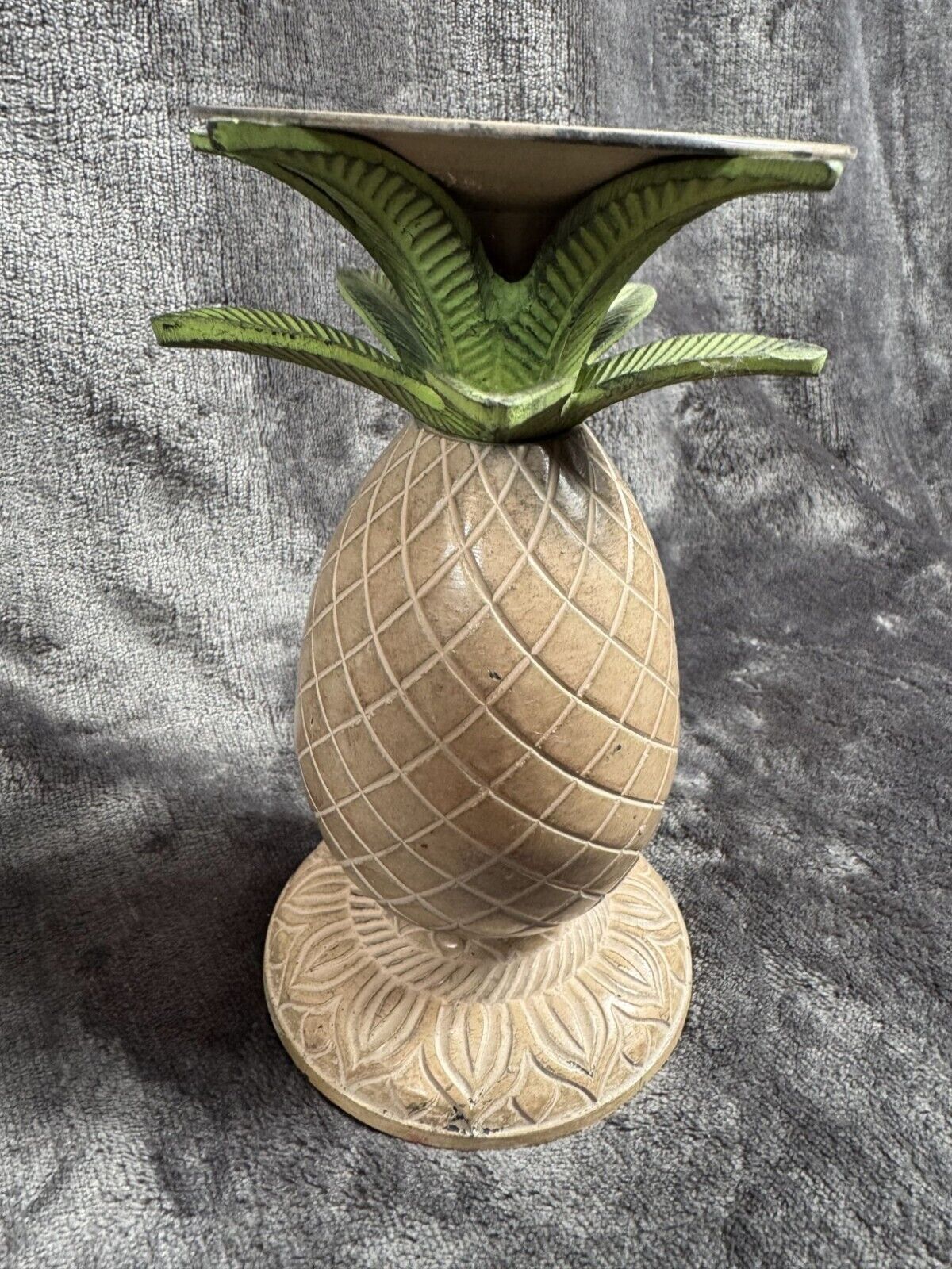 Pineapple Design Candle Holder Tropical Décor 12
