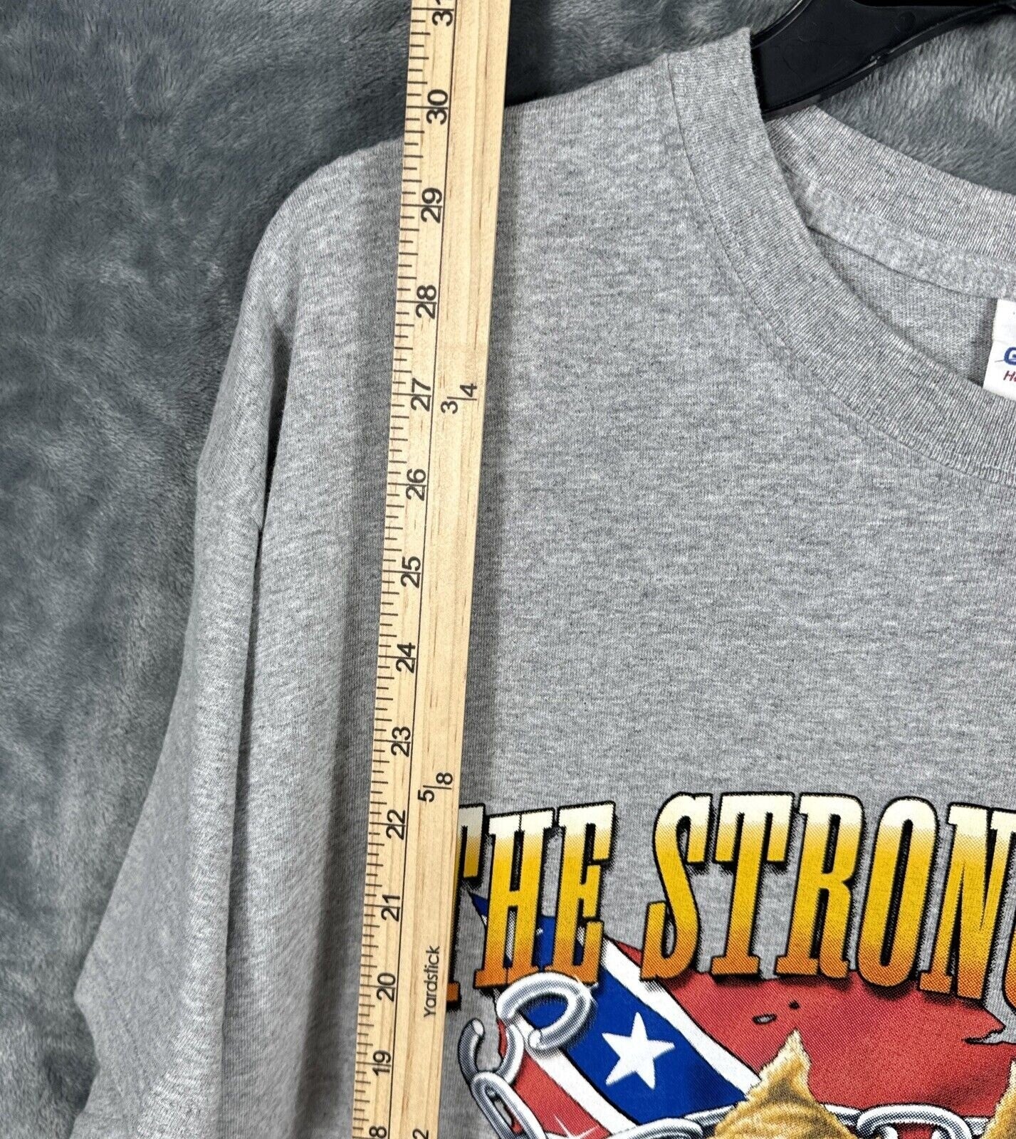 Glidan Men’s T-shirt American Pit Bull Patriotic The Strong Survive Shirt