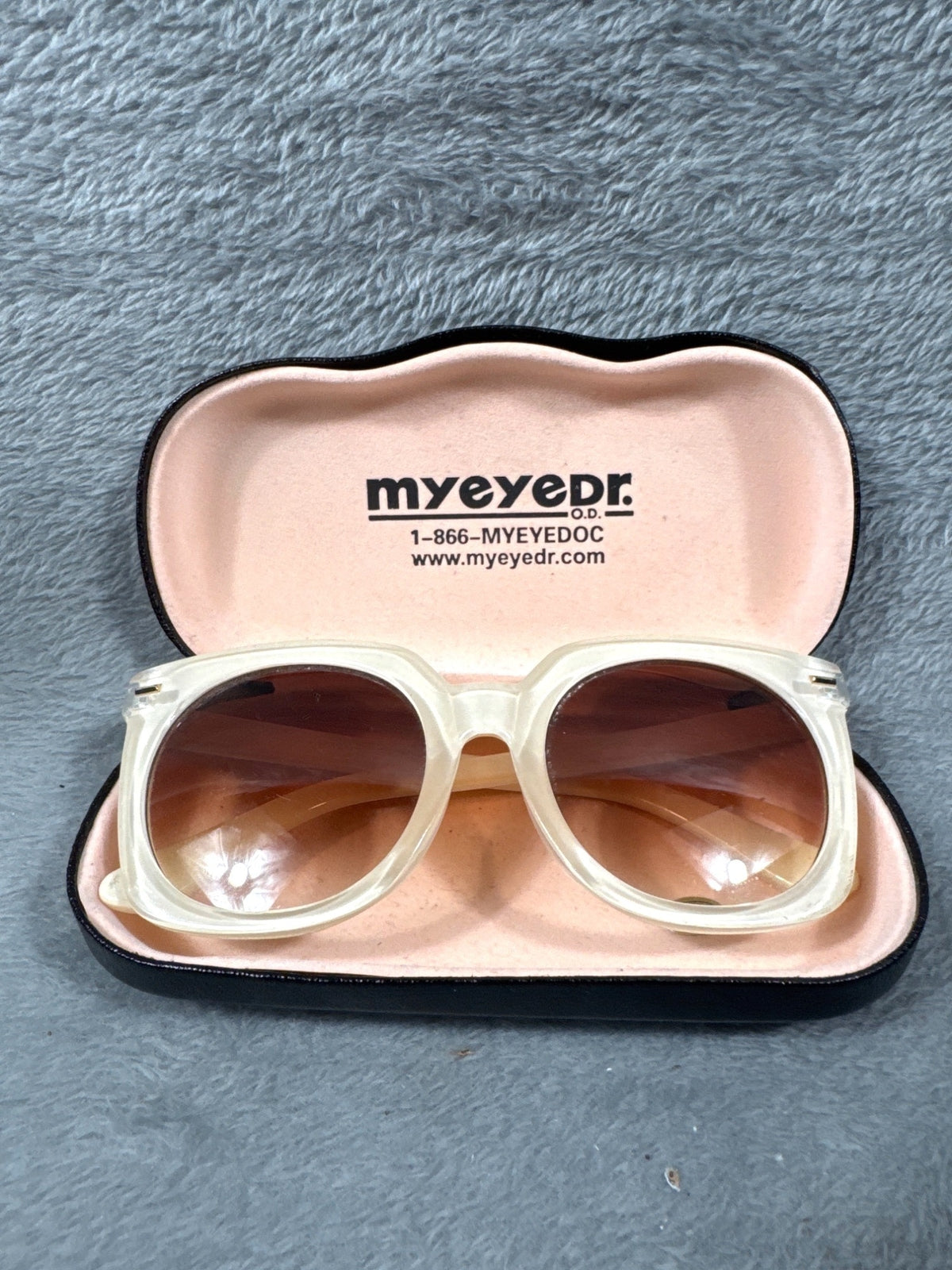My Eye Dr. Sunglasses Beige Oversized Gradient Brown Lenses & Protective Case