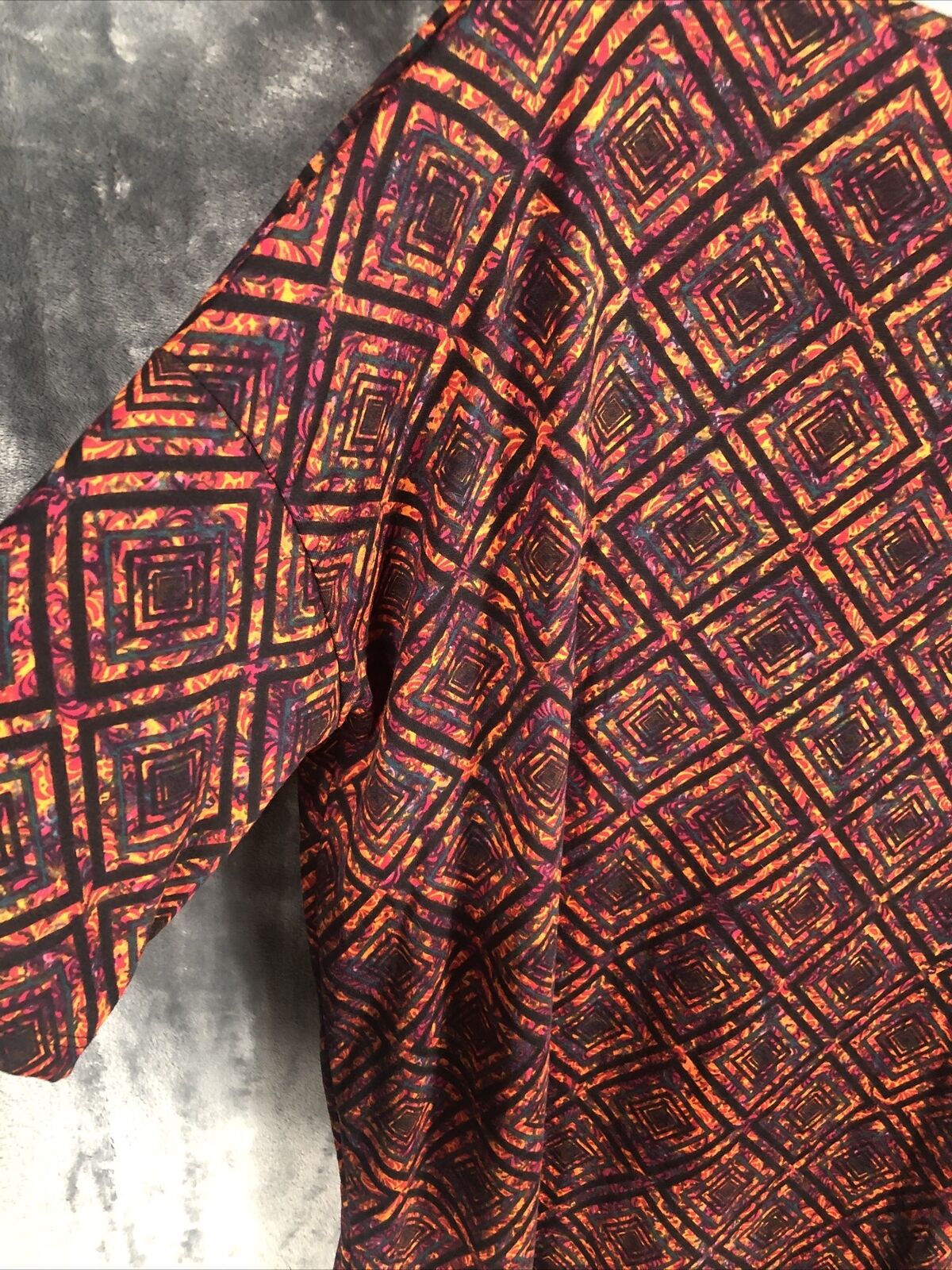 LuLaRoe Blouse Womens Shirt Short Sleeves Top Size Adult XL