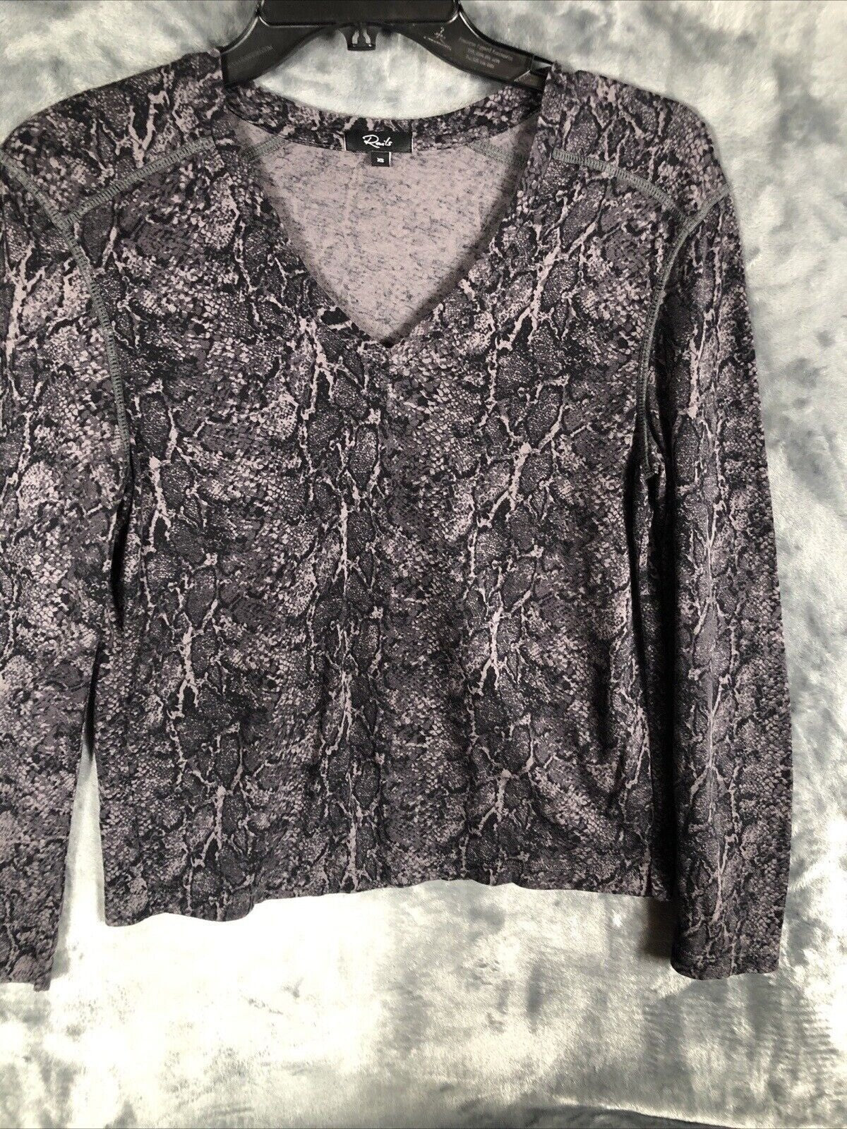 Rail Blouse Womens Animal Snake Print V-Neck Long Sleeve Top Adult X Small