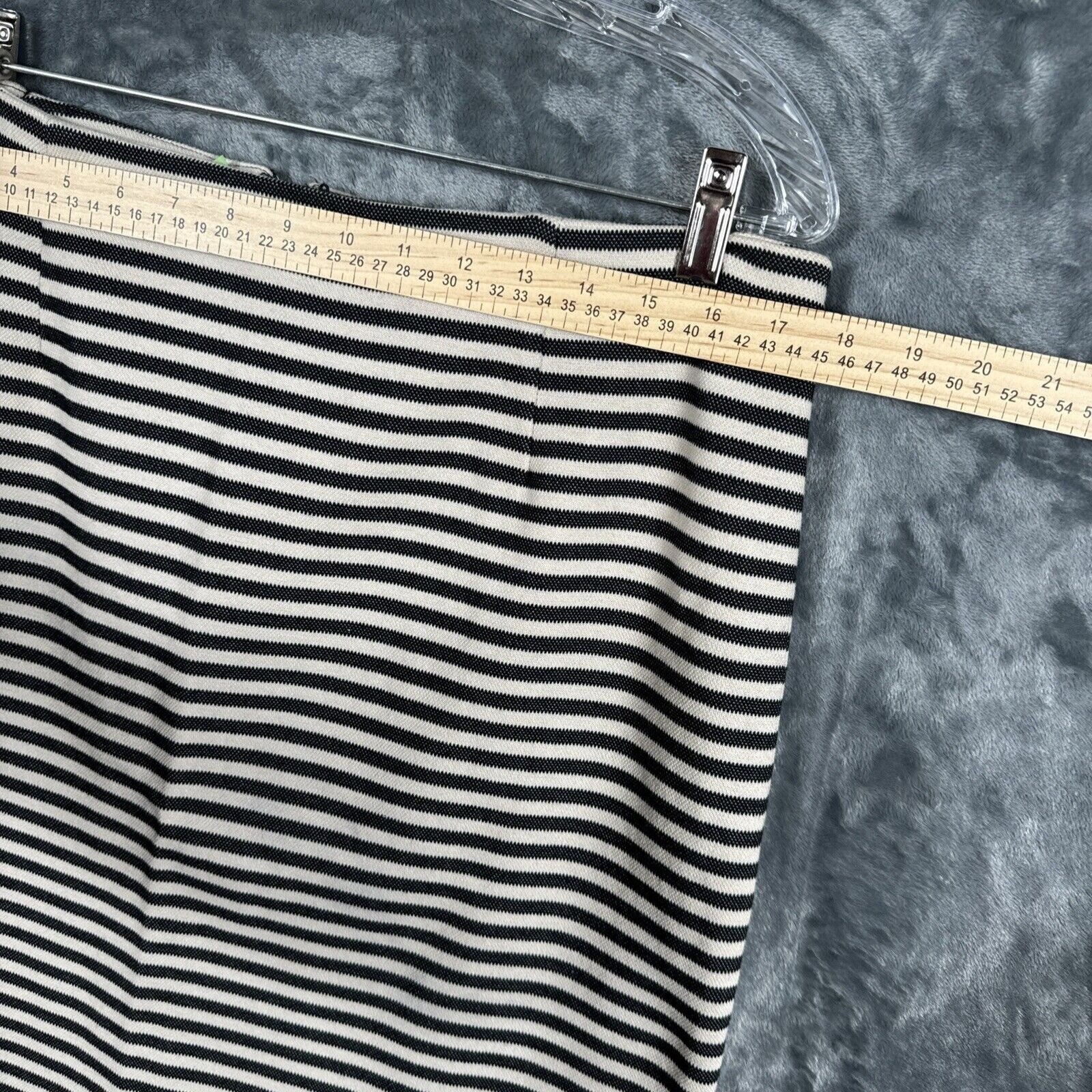 Talberts Skirt Woman’s Stripped Black & white Size 14 W Black & White Striped Pe