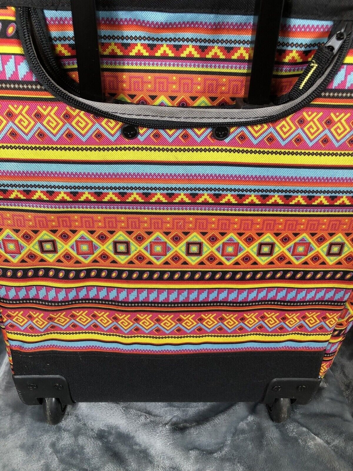Dadamo Rolling Travel Bag With Aztec Print & Retractable Handle