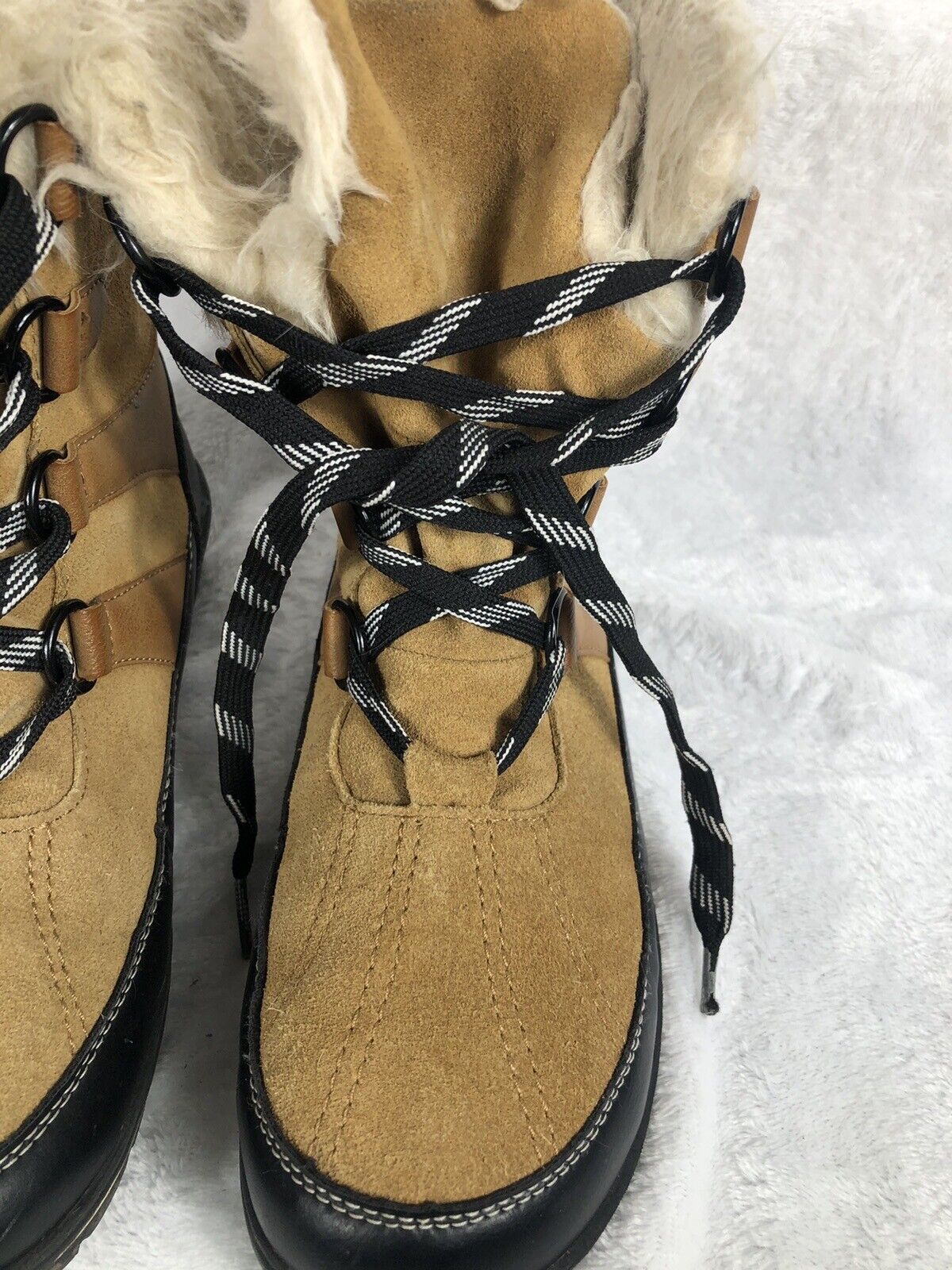 Meron Boots Woman’s High Top Leather Faux Fur-Lined Lace Up Shoe 7