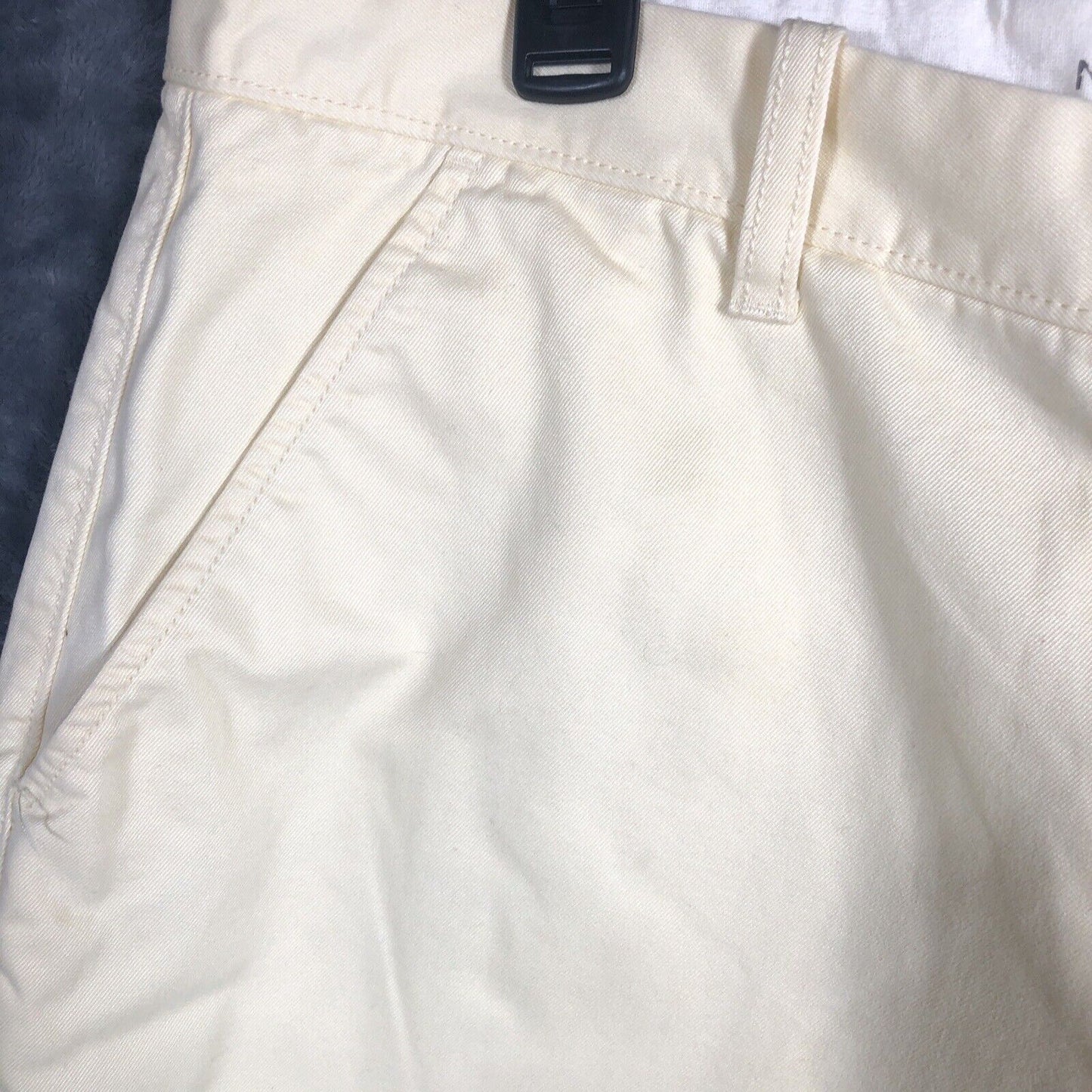 Madison Clothing Men's Size 36 10-Inch Inseam Yellow Cotton Chino Shorts NWT
