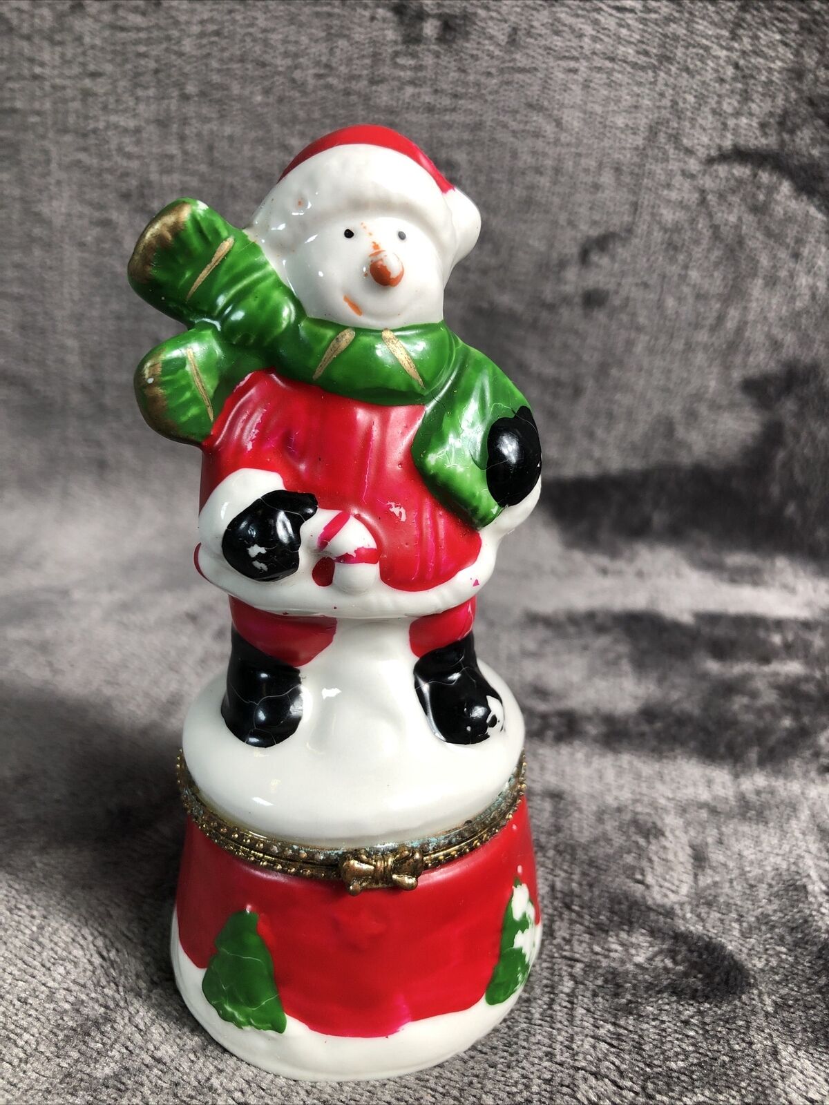 Snowman Limoge Box Gold Detail Opens And Shuts Porcelain 5 Inches Tall
