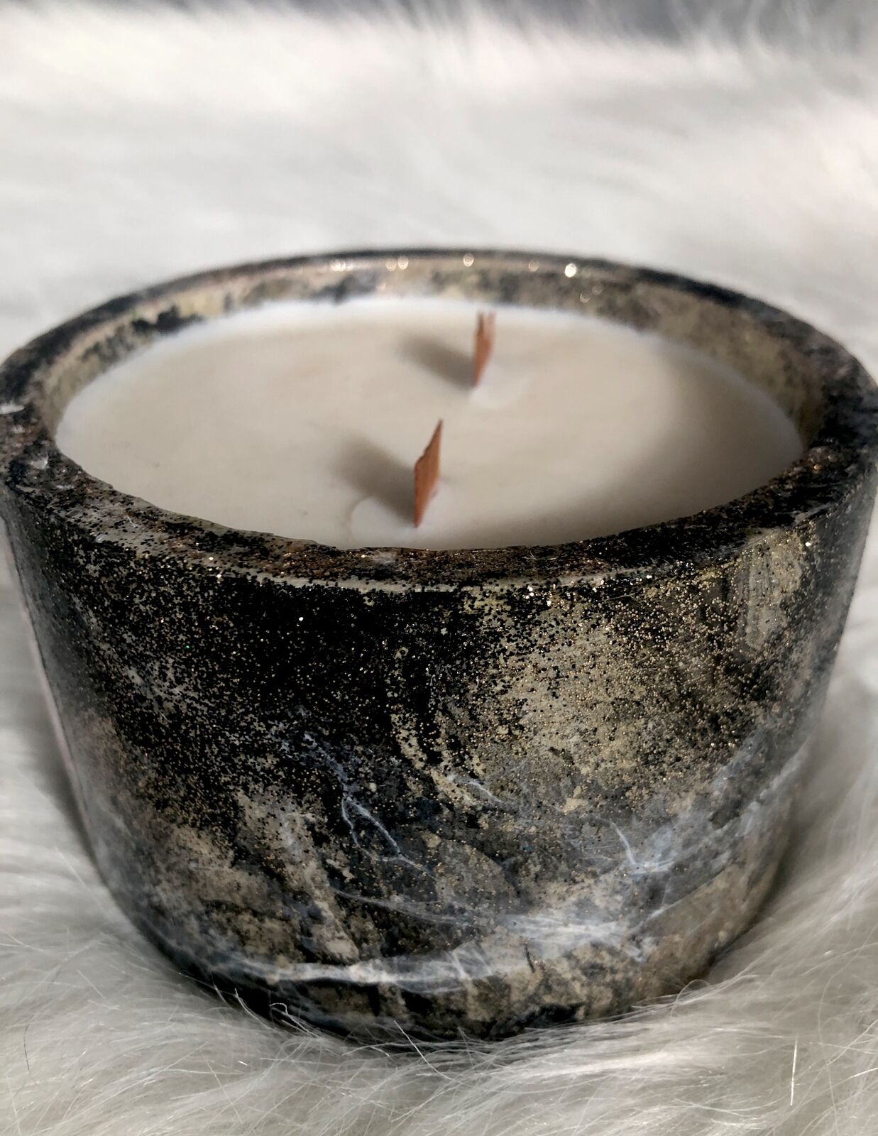 Hand Poured Iced Vanilla Woods Soy Candle Handmade Concrete Vessel 2 Wood Wicks