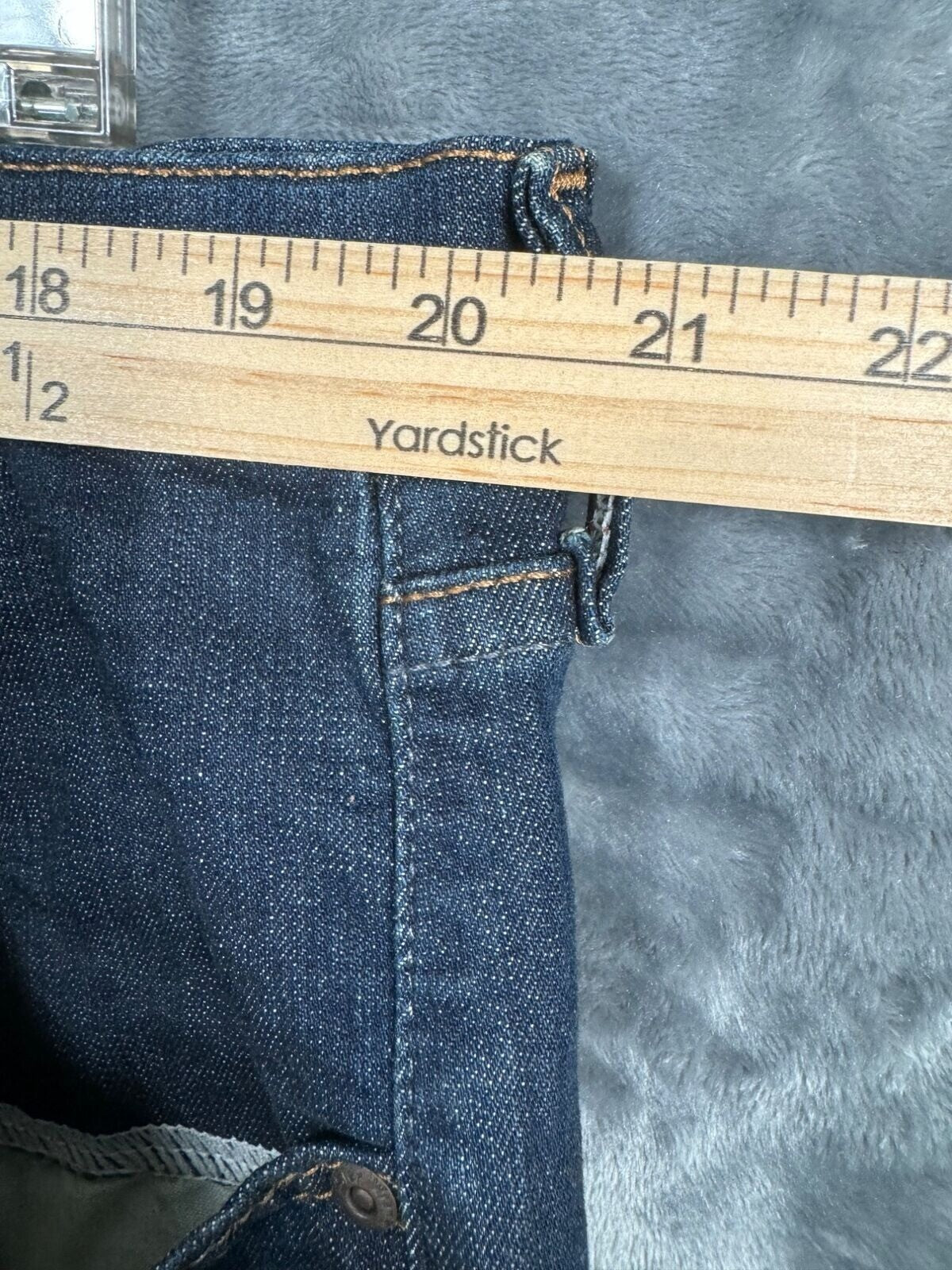Wrangler Denim Men's Pants Relaxed Fit Jeans Adult Size Men’s 42-30