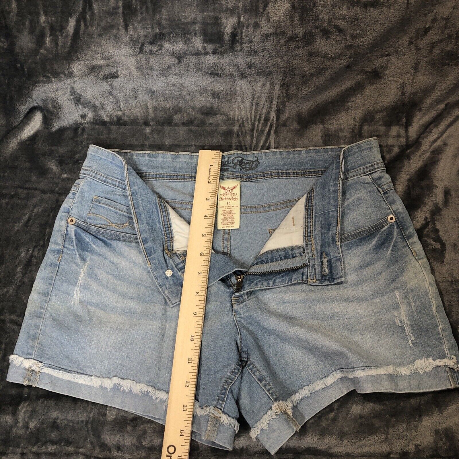 Faded Glory Woman’s Shorts Size 10  Shore Blue Jeans Stretch Shorts