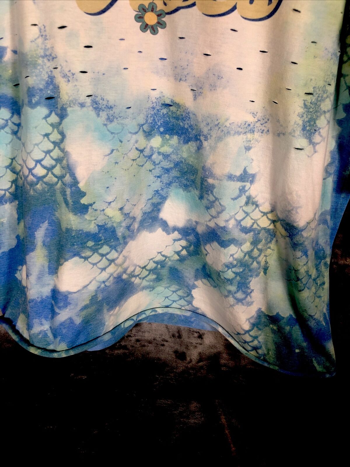 Summer Vibes Distressed Women’s Mermaid T-Shirt Size Adult Extra Large