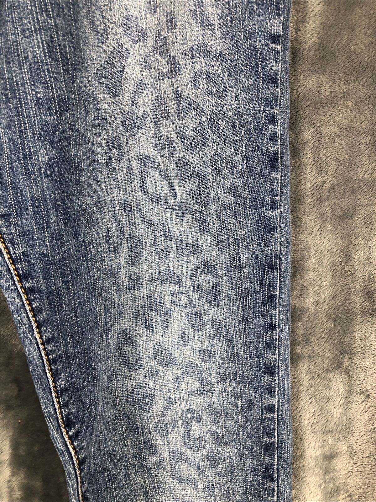 AubreyDawn,  Blue Jeans  ,Women Size 11 Cheetah Print , Sliver Stud Detail