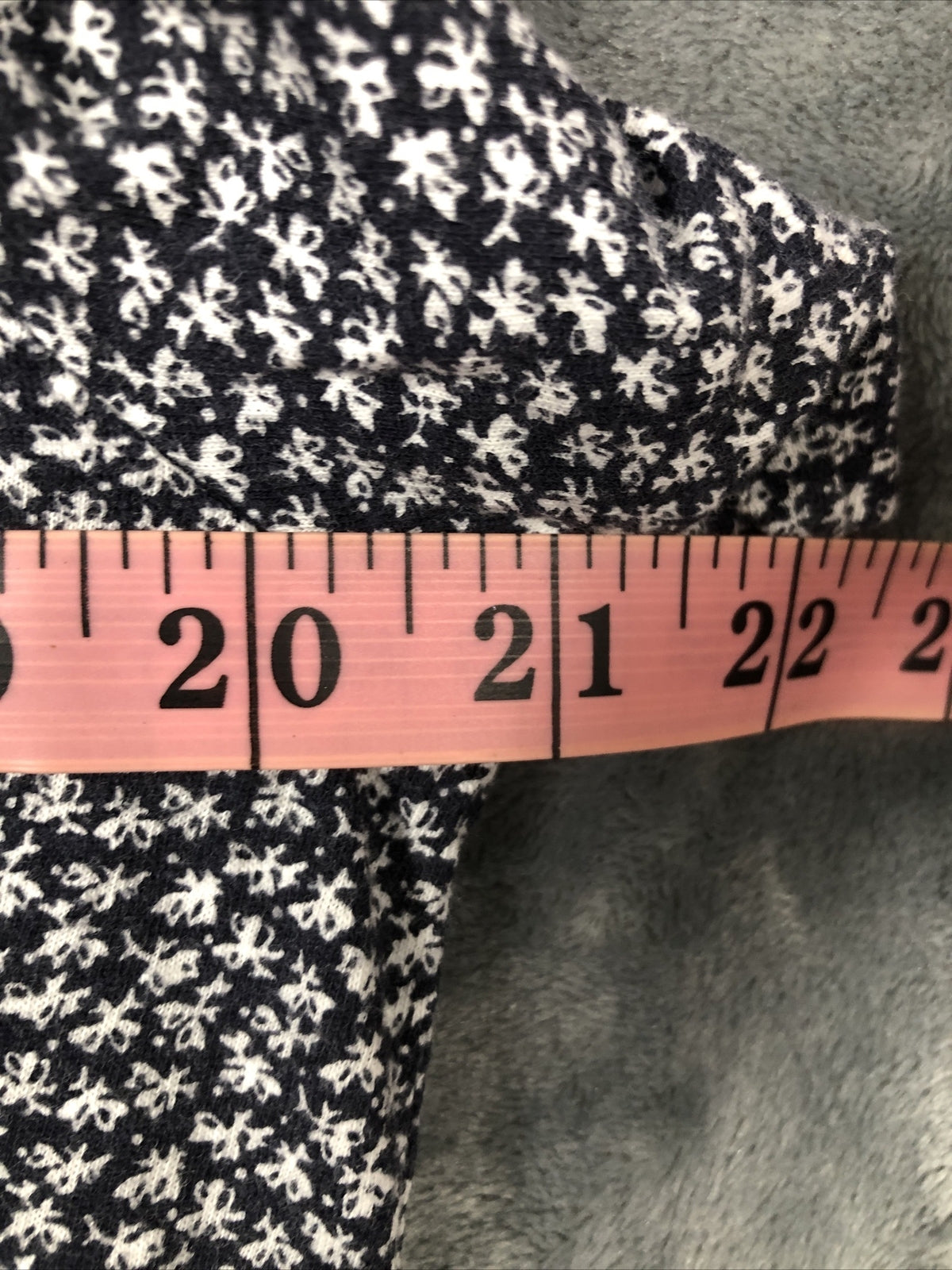 Gap Lived In Woman’s Size Large Grey