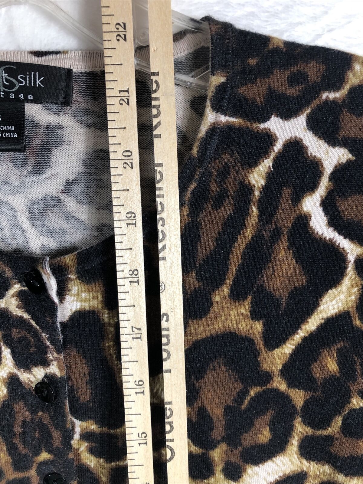 August Silk Heritage Woman’s Leopard ￼Shirt ￼Animal Print ￼Size Adult Small
