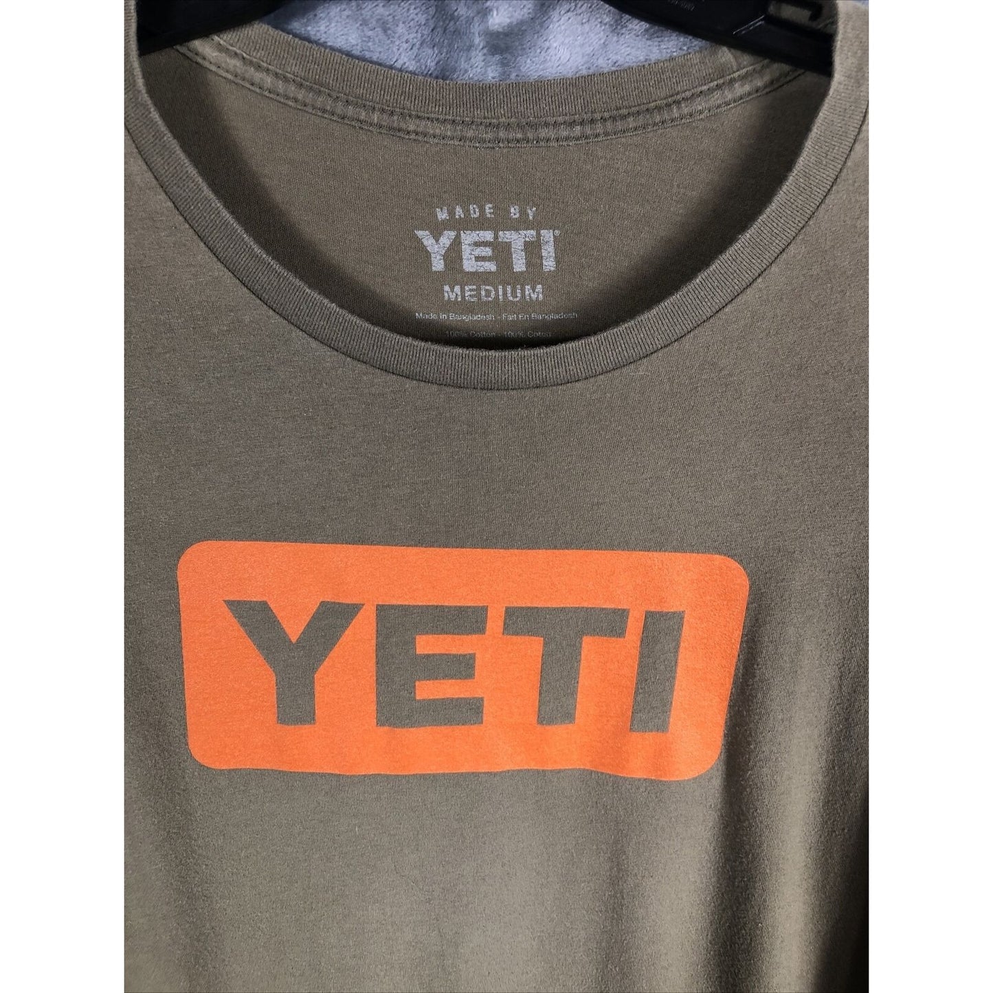 Yeti Coolers Logo Shirt Men's Long Sleeve Tee Shirt Green/Orange Adult Medium