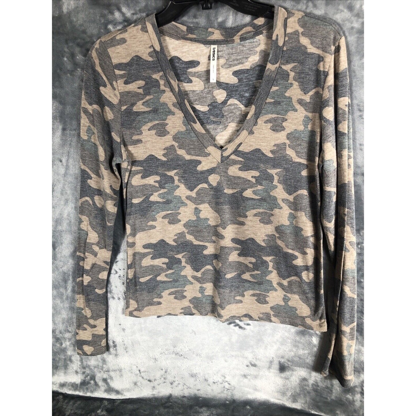 Tresics Top Camouflage Shirt Woman’s V-neck Long Sleeve Tee Shirt Adult Large