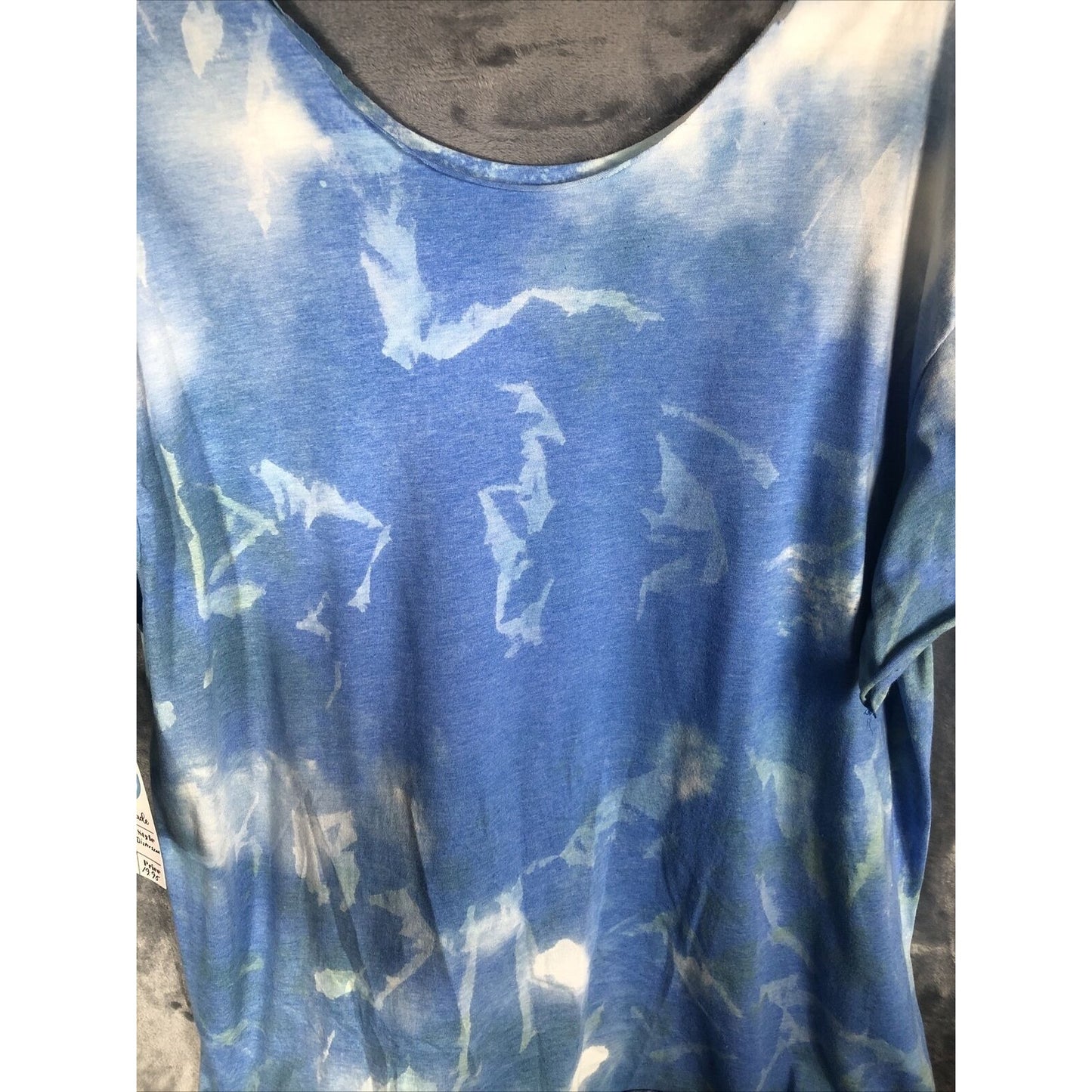 Summer Vibes Distressed Women’s Mermaid T-Shirt Size Adult ￼Extra Large