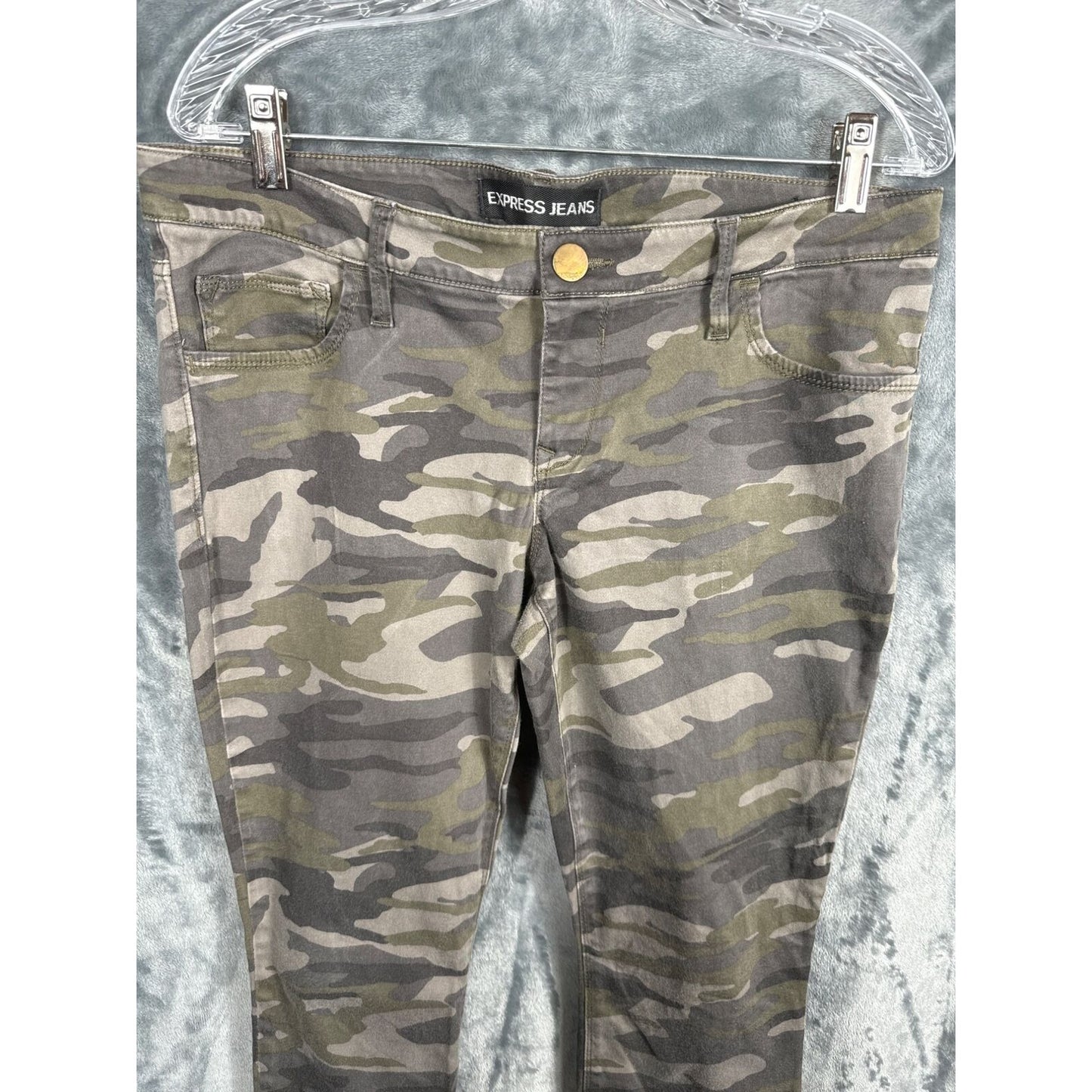 Express Jeans Ankle Legging camouflage size 12 girls