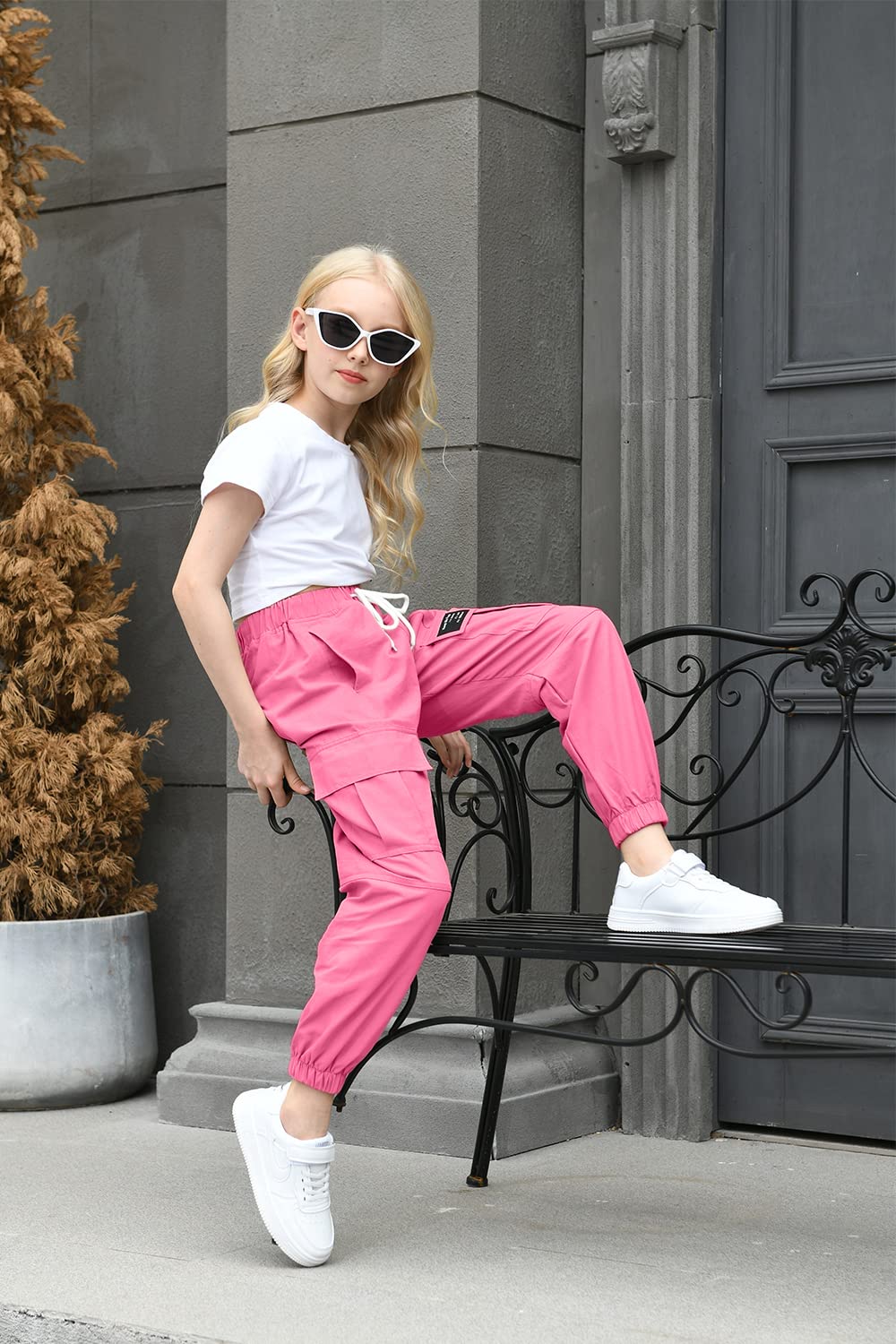 AOWKULAE Women Cargo Pants, Tapered Joggers Drawstring Elastic Waist Loose Pants with Pockets for Women, Rose Pink, Size US Large