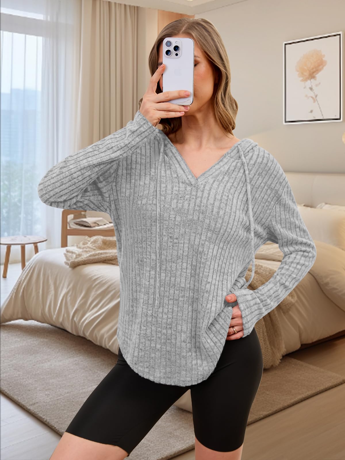 Womens Tops Early Fall Fashion Must Haves 2025 Long Sleeve Shirts Christmas Sweaters for Women Comfiest Airport Outfits Casual V Neck Hoodies Moms Trendy Winter Sweatshirts Clothing Light Gray L