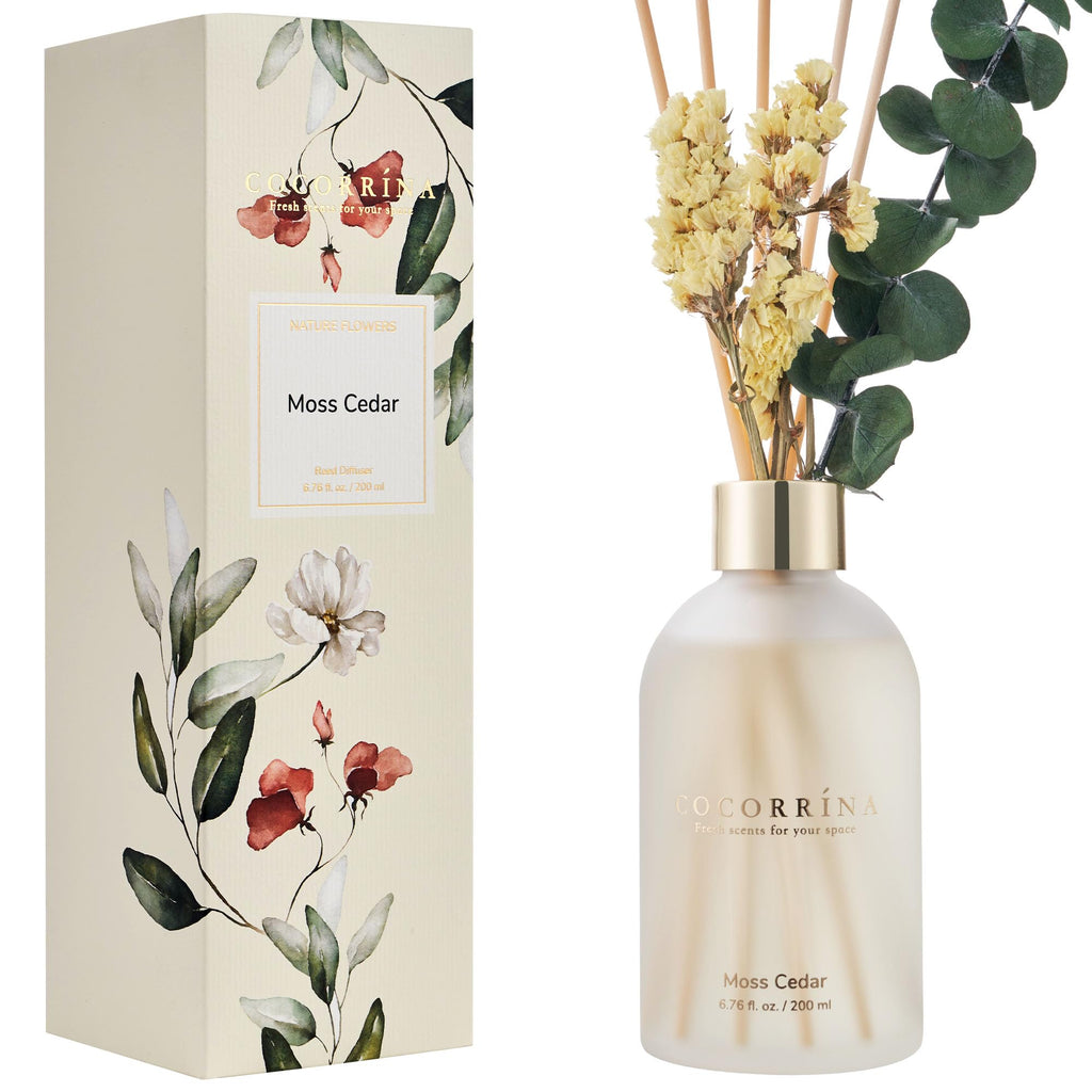 COCORRÍNA Reed Diffuser -Moss Cedar 6.76 oz Flower Reed Diffuser Set with 8 Sticks - Home Fragrance Office Bedroom Bathroom Shelf Decor