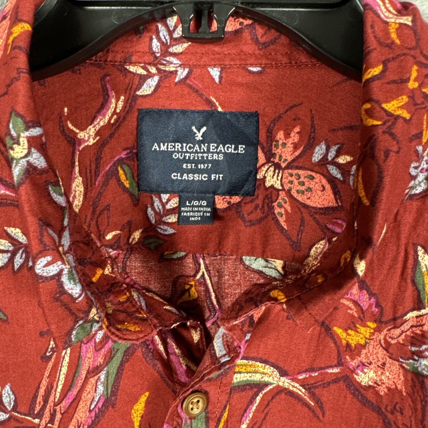 MENS AE AMERICAN EAGLE HAWAIIN TROPICAL SHIRT L ARGE COTTON BUTTON DOWN RED