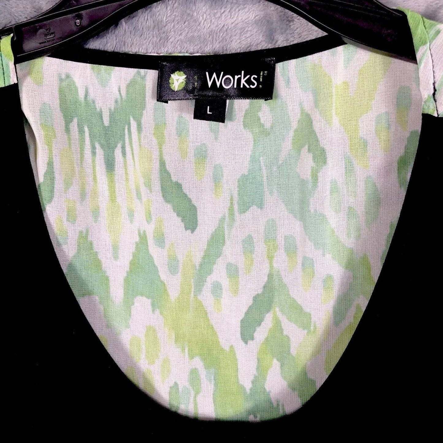 Crazy Wrap Thing Women’s It Works Tank Top Size Large Black And Green Bling