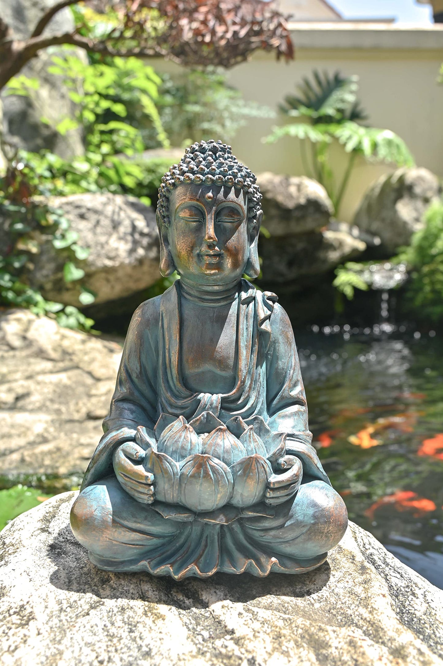 TERESA'S COLLECTIONS Meditating Buddha Statue for Garden Decor with Solar Lights, Large Resin Outdoor Statue Garden Sculpture Figurines for Home Patio Lawn Yard Decorations 12.6''