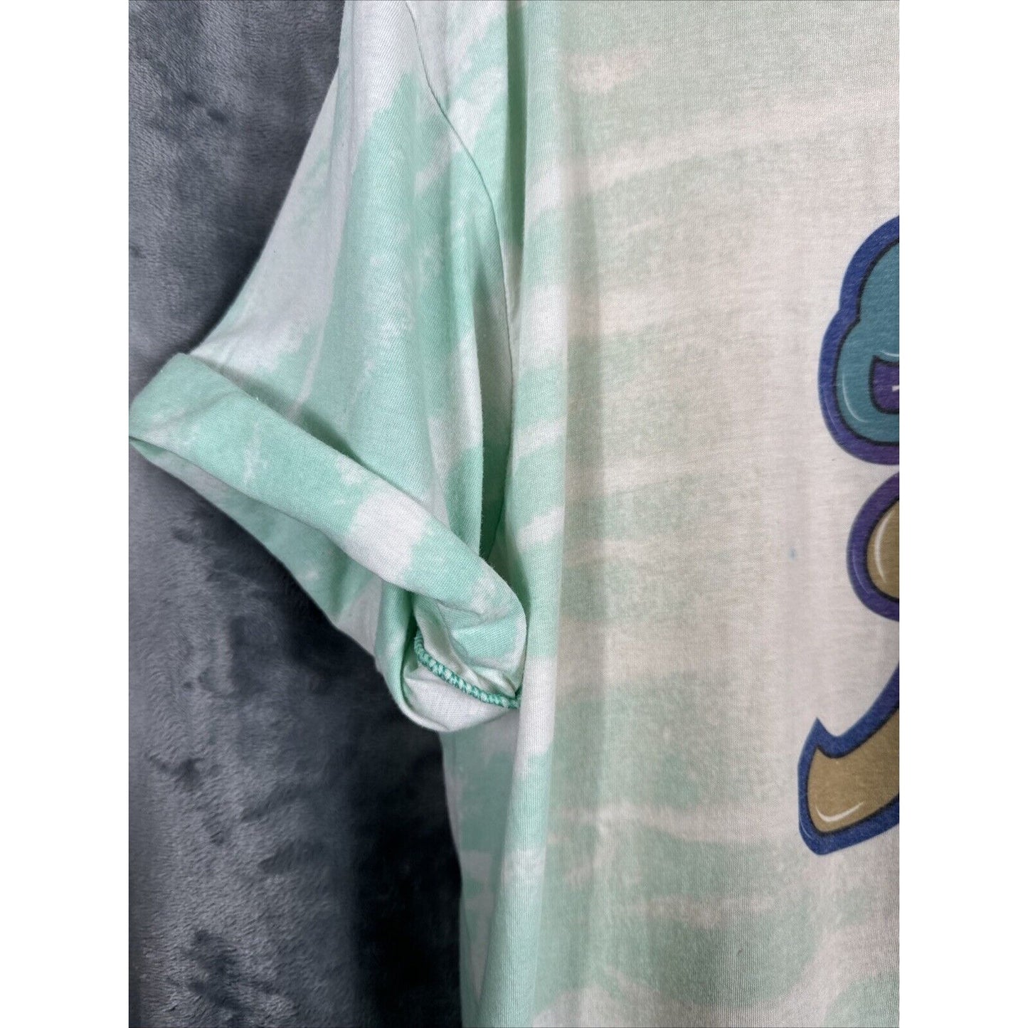 Women’s T-shirt extra large think outside the box sharp