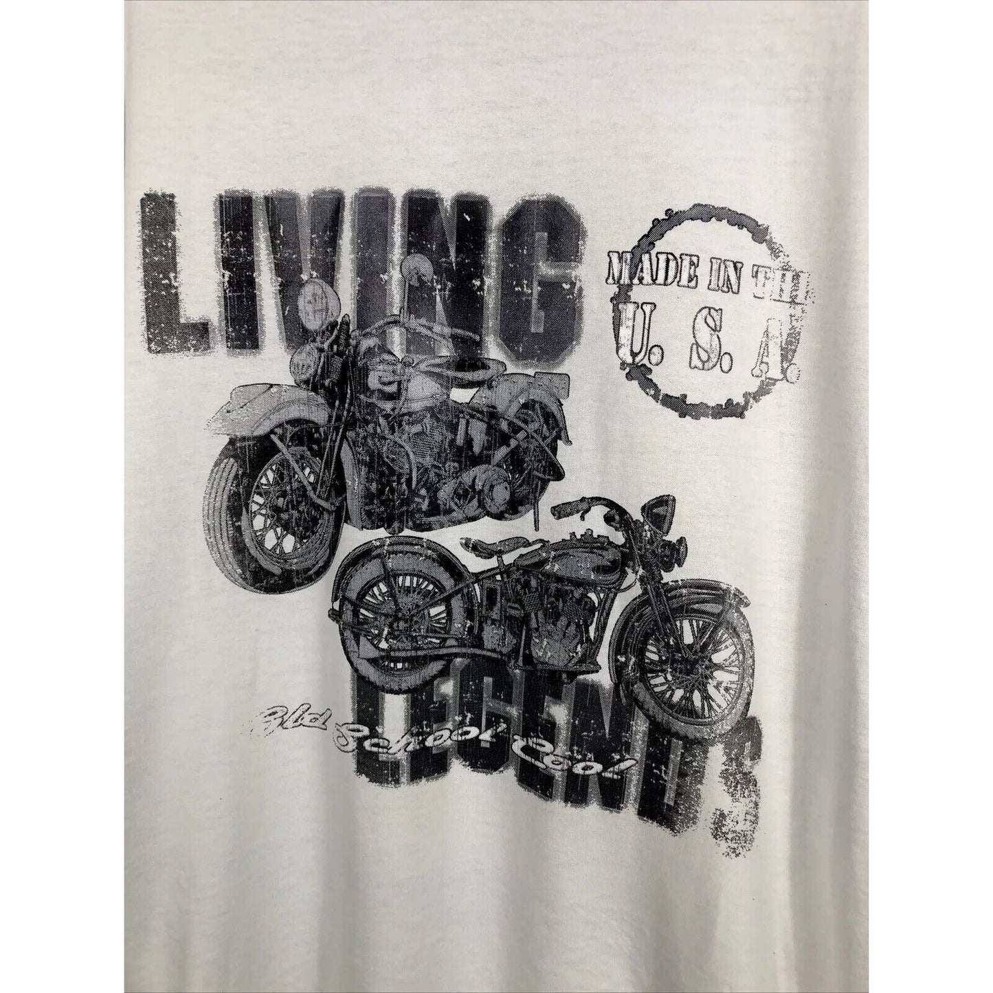 Men’s White T-Shirt Old School Living Legends Shirt Size Adult  XLarge