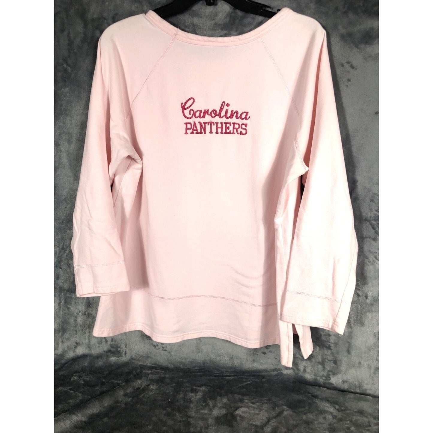 Avenue Sweatshirt Women’s Carolina Panthers Pull Over Shirt