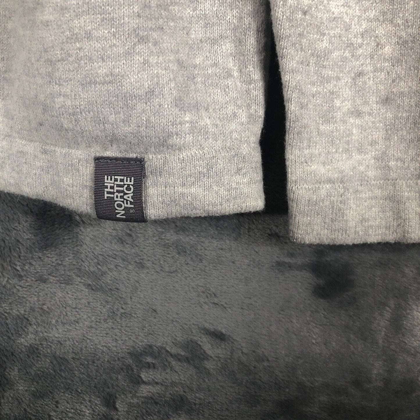 The North Face Sweater Men’s Gray Size Large Long Sleeve Shirt